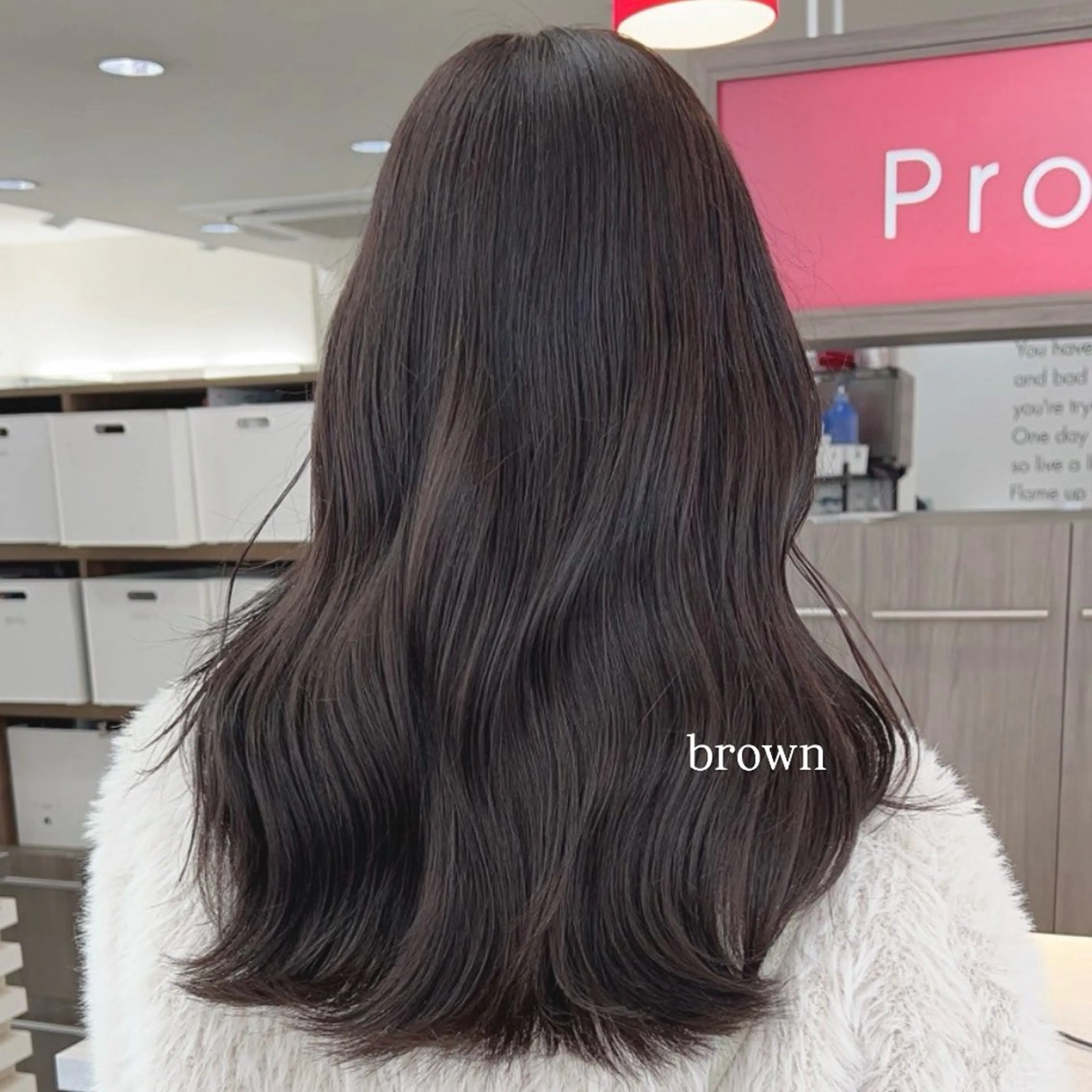 セミロング ヘアカラー トリートメント 【髪質改善カラー】 あむ·. ⟡ 🖤のヘアスタイル