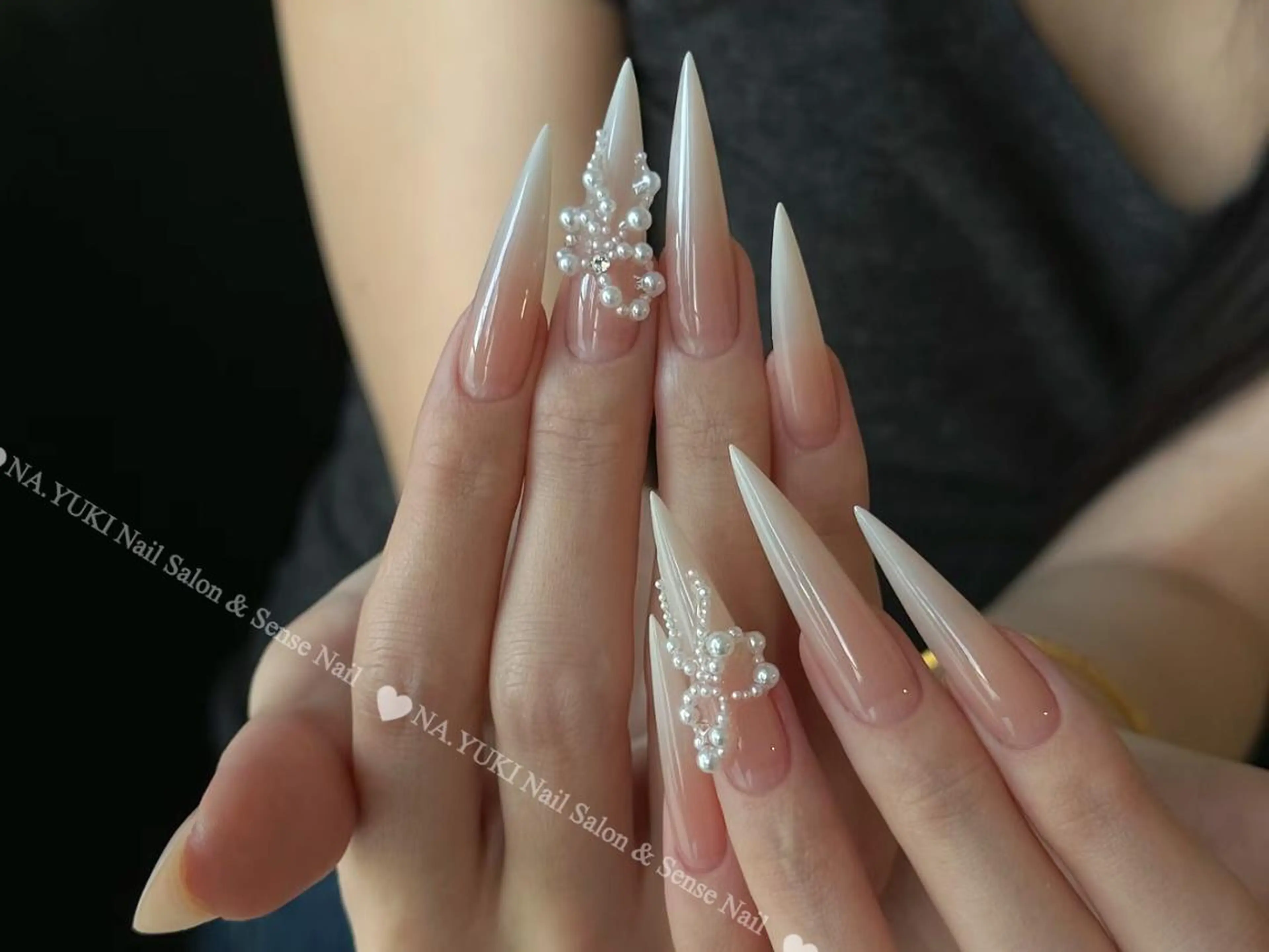 ネイル Mina. 🦢のネイルデザイン