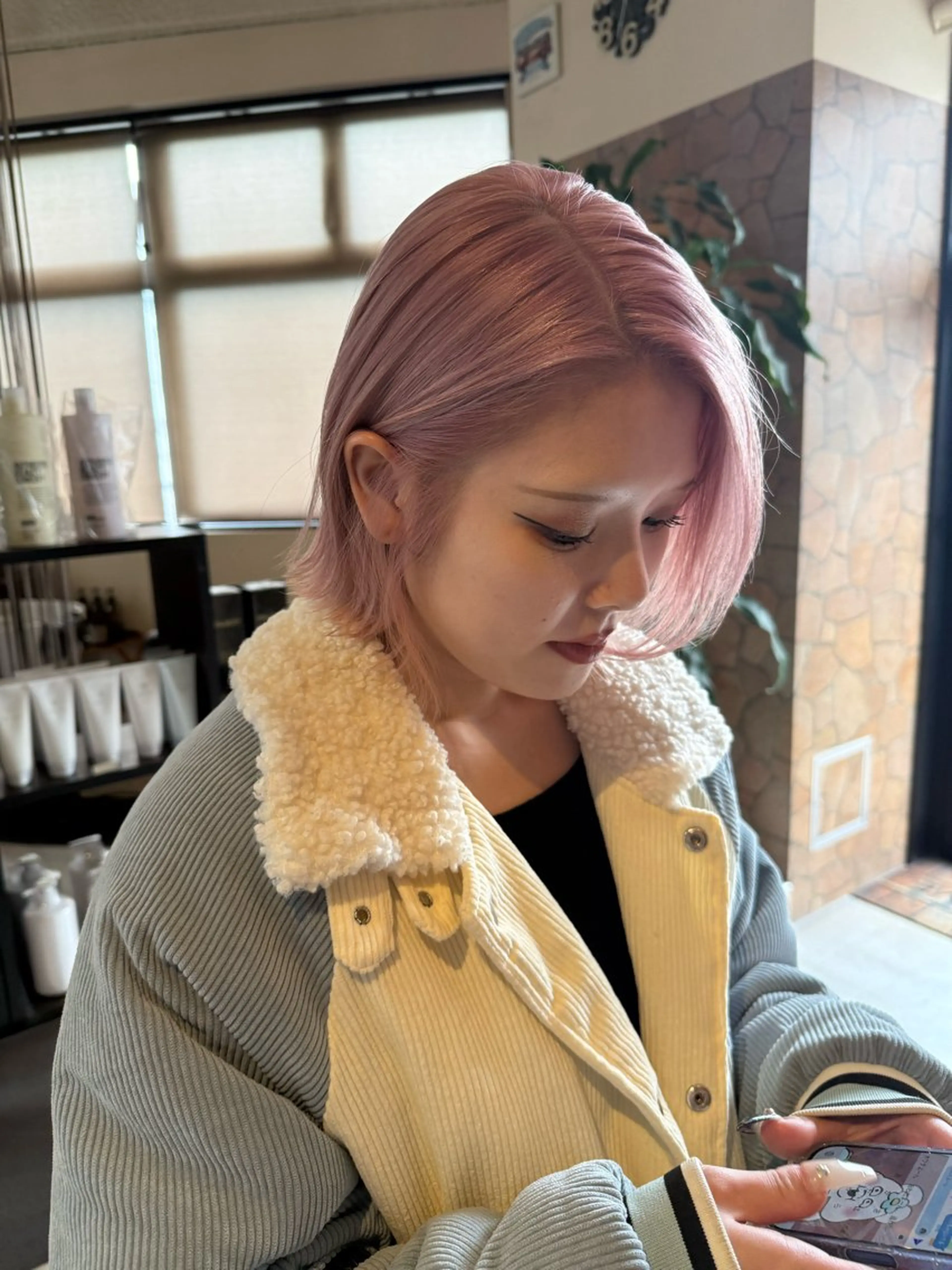 ミディアム カラー ブロンド ピンクカラー ヘアカラー 前田 知輝のヘアスタイル