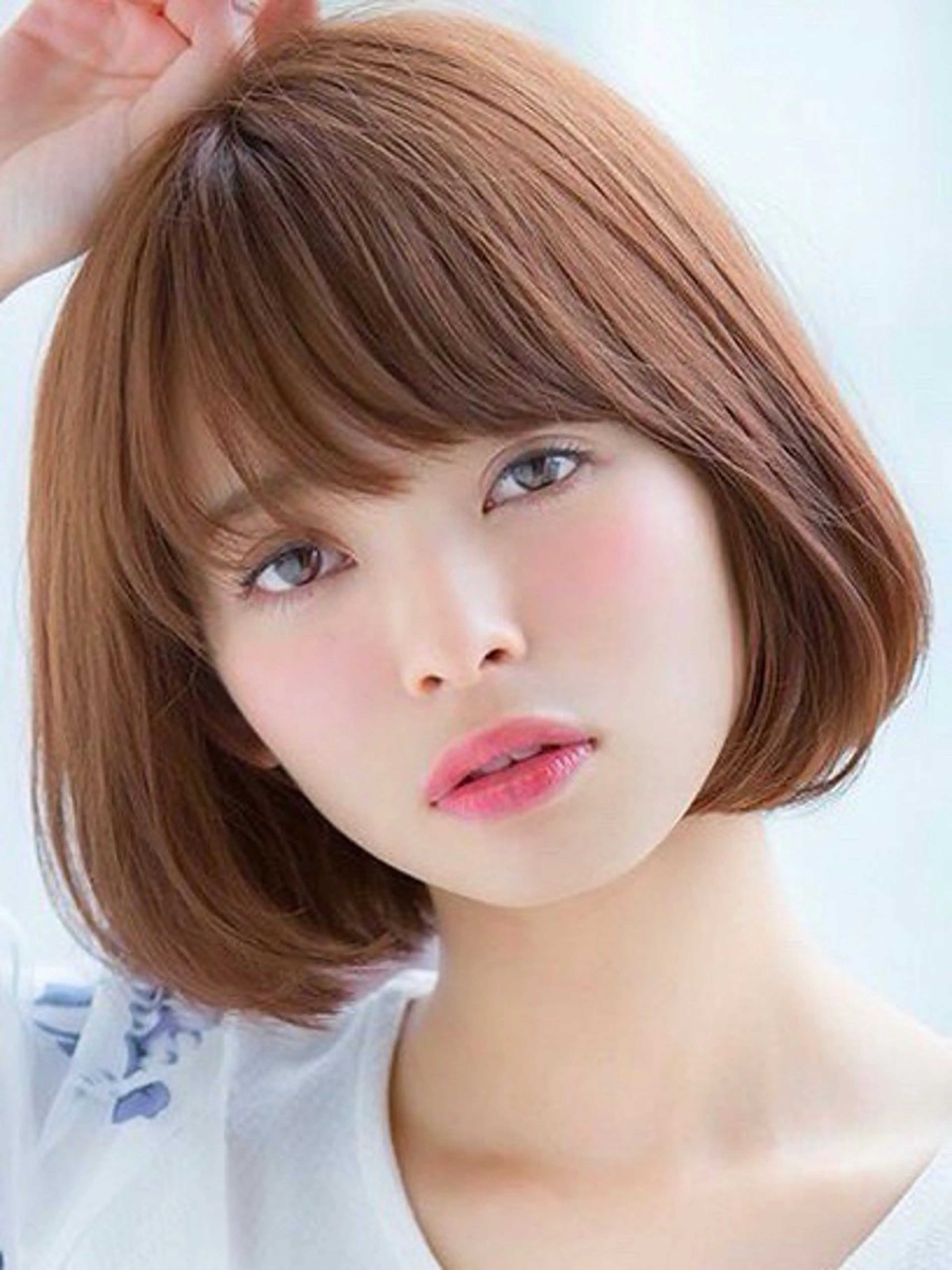 ショート カラー ボブ ショートヘア 木屋元一/透明感 /前髪/ショートボブのヘアスタイル