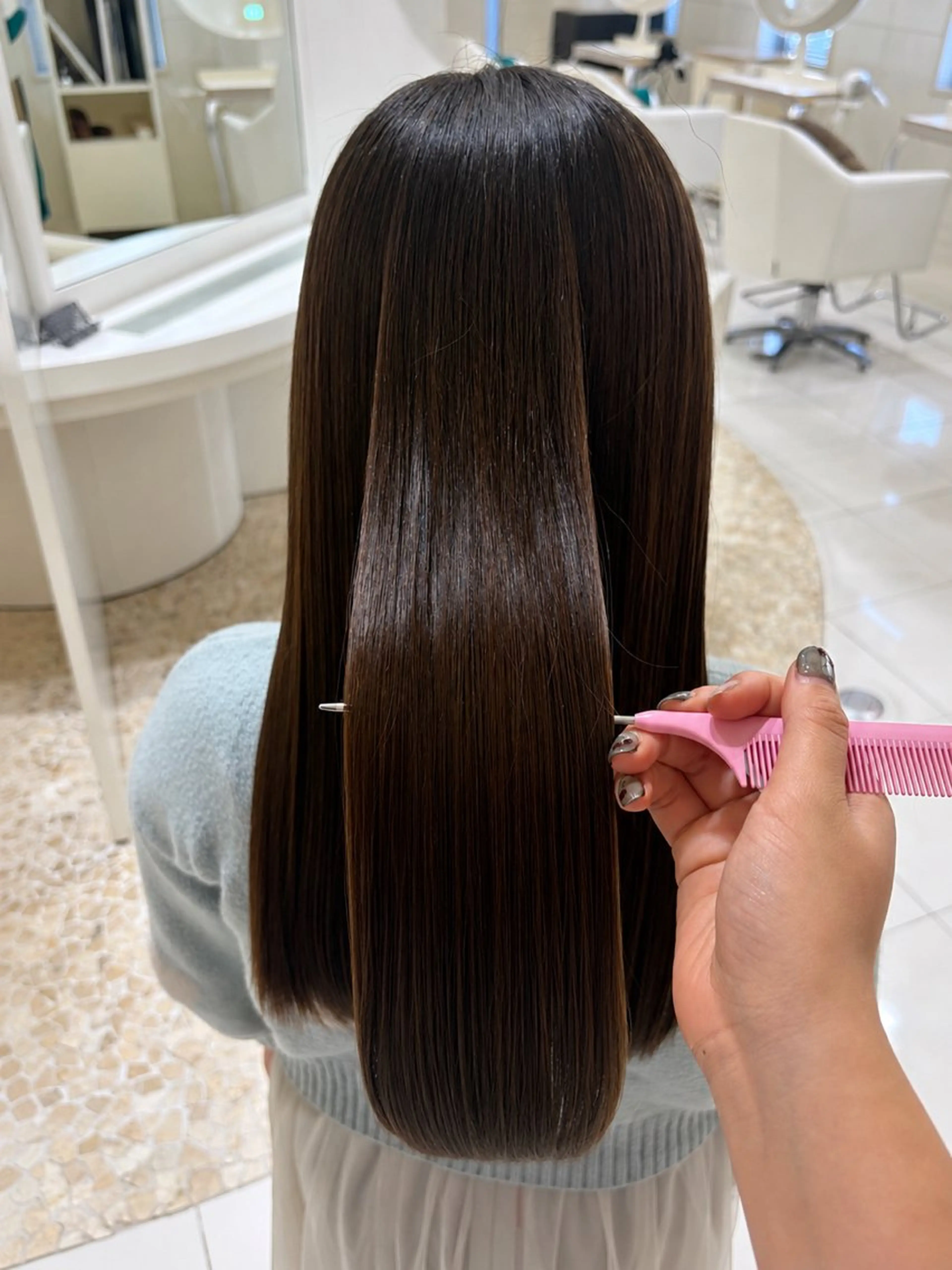 ロング 縮毛矯正 縮毛矯正 江崎 浩花のヘアスタイル