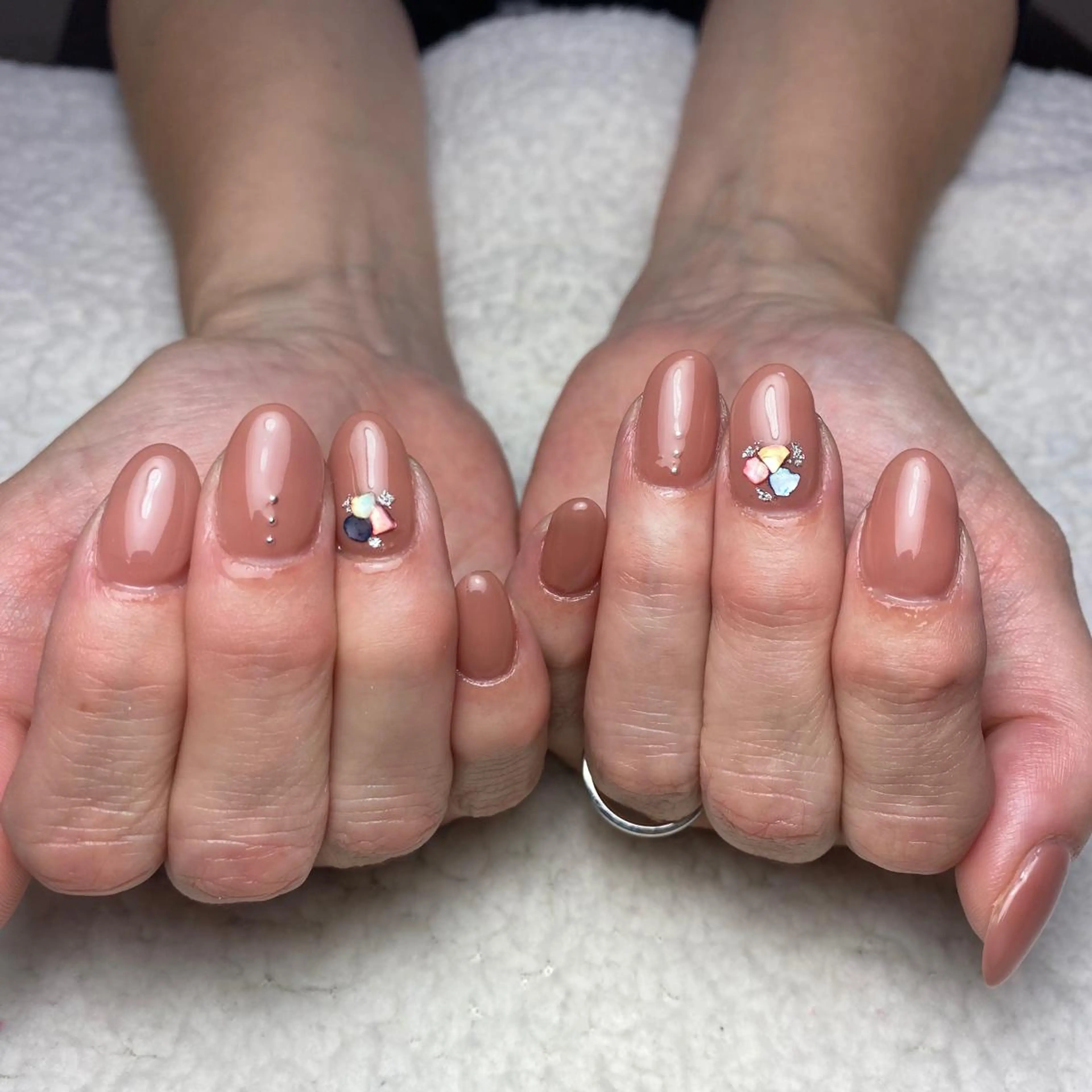 ネイル ワンカラーネイル ハンドネイル COCO +のエステ・リラクイメージ