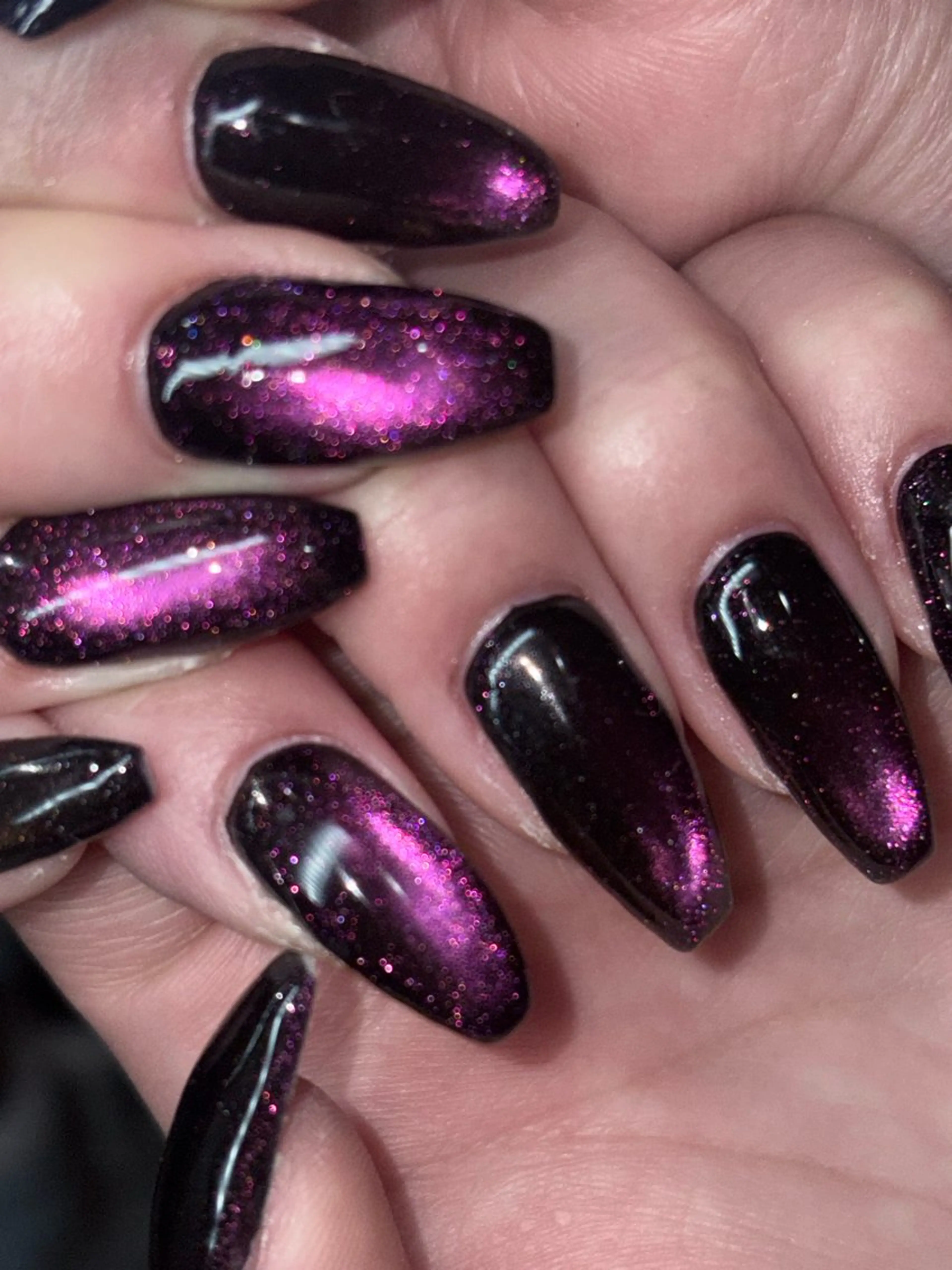 ネイル ハンドネイル さゆり￤推しキャラ ￤ロングネイル🩷のネイルデザイン