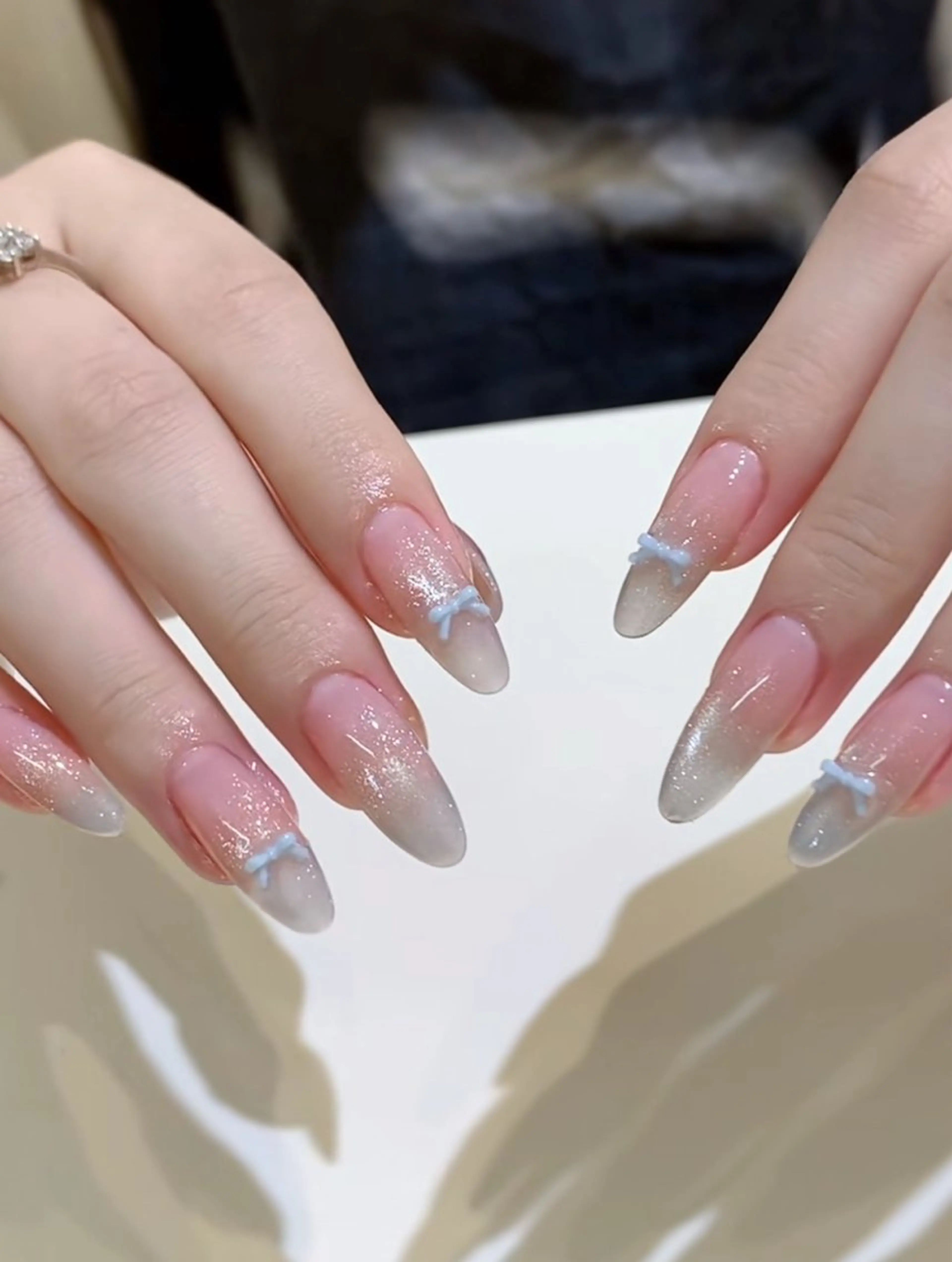 カラー グラデーションカラー ピンクカラー ハンドネイル AIN Nailのネイルデザイン