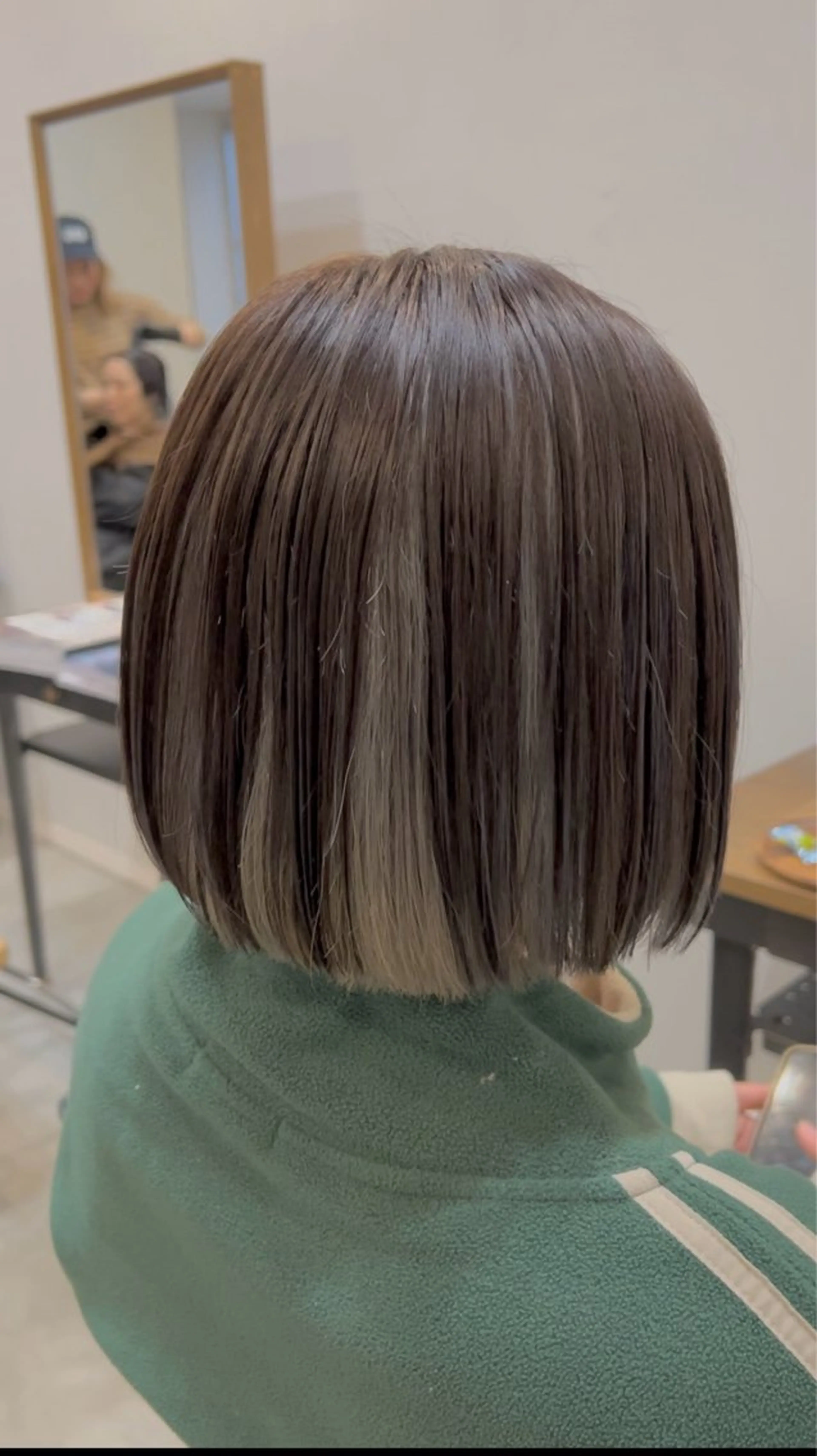 ショート ヘアカラー 土田 紘太のヘアスタイル