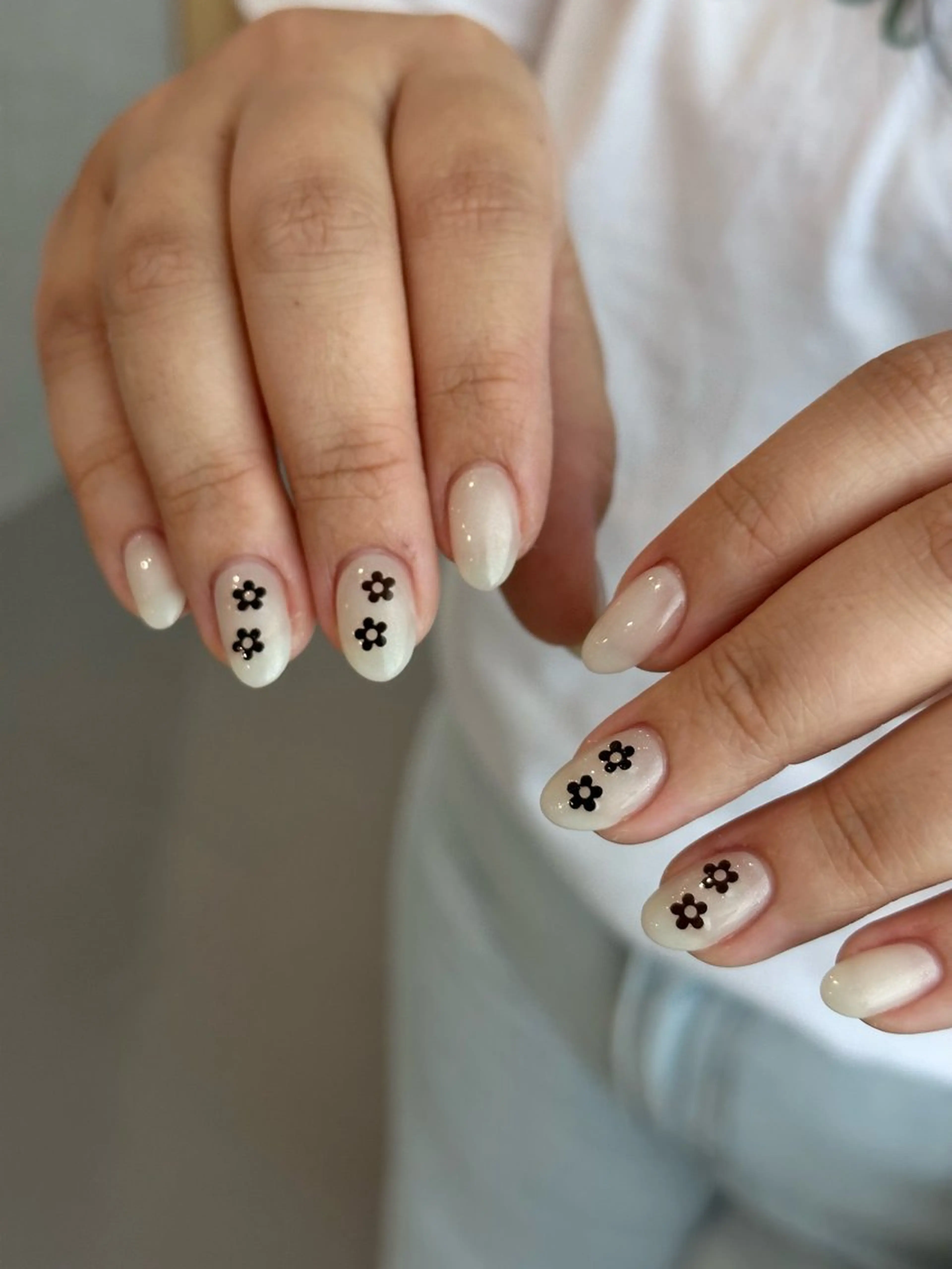 ネイル ハンドネイル GLOW/NAIL 二の宮KaNaのネイルデザイン