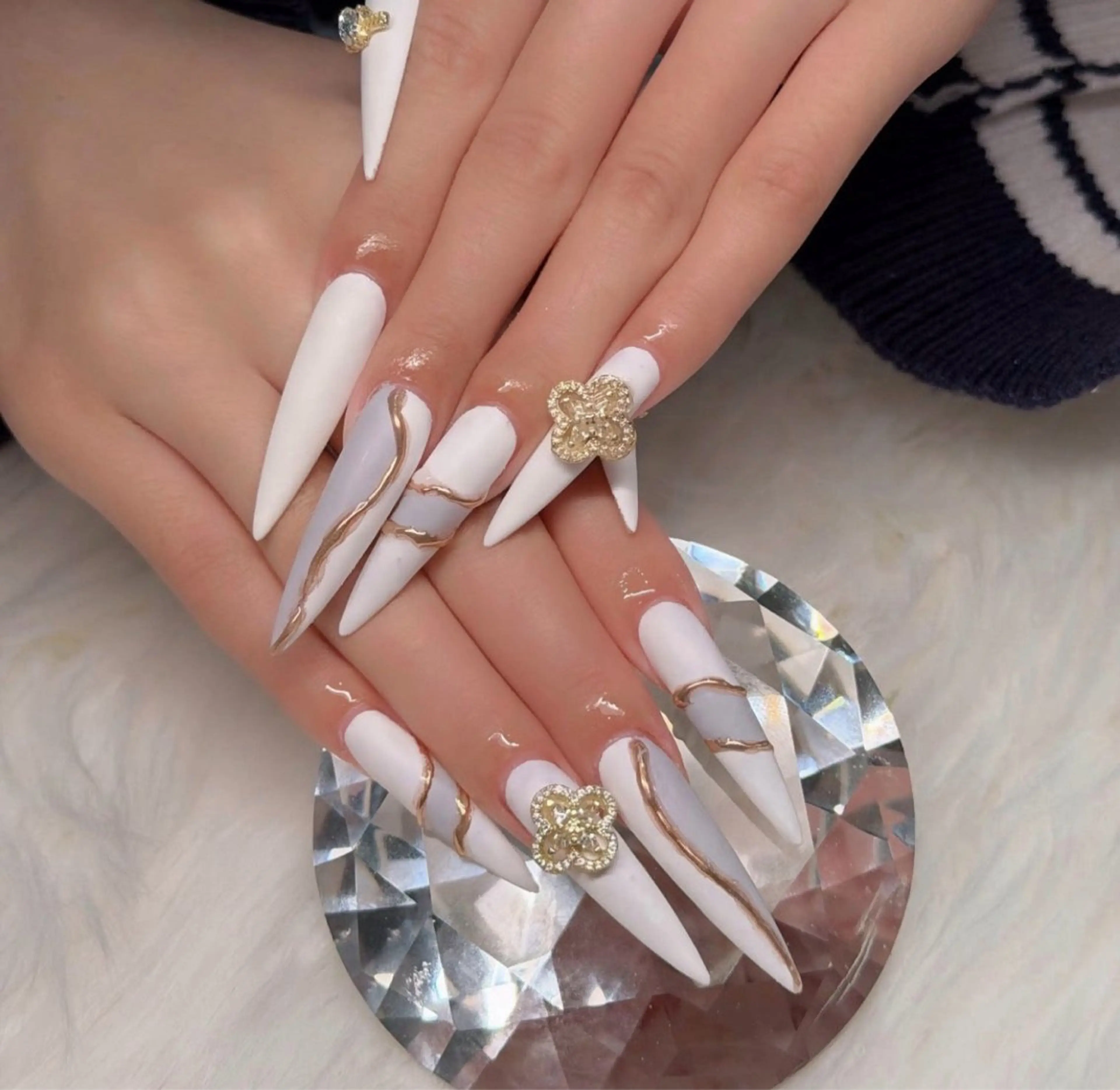 ネイル 長さ出し フレンチネイル 韓国ネイル レース マグネットネイル 高橋 ユキのネイルデザイン