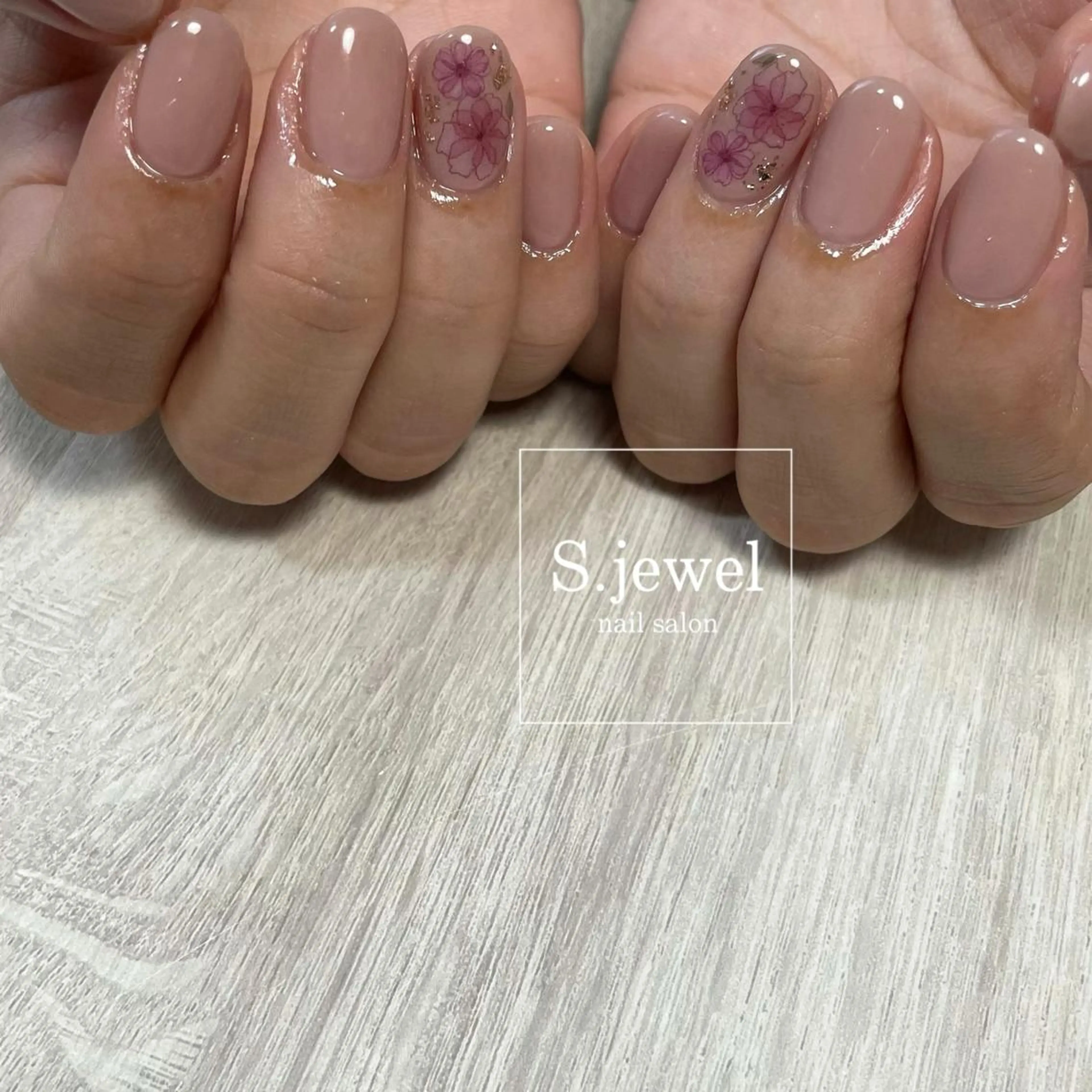 ネイル S. JEWELのネイルデザイン