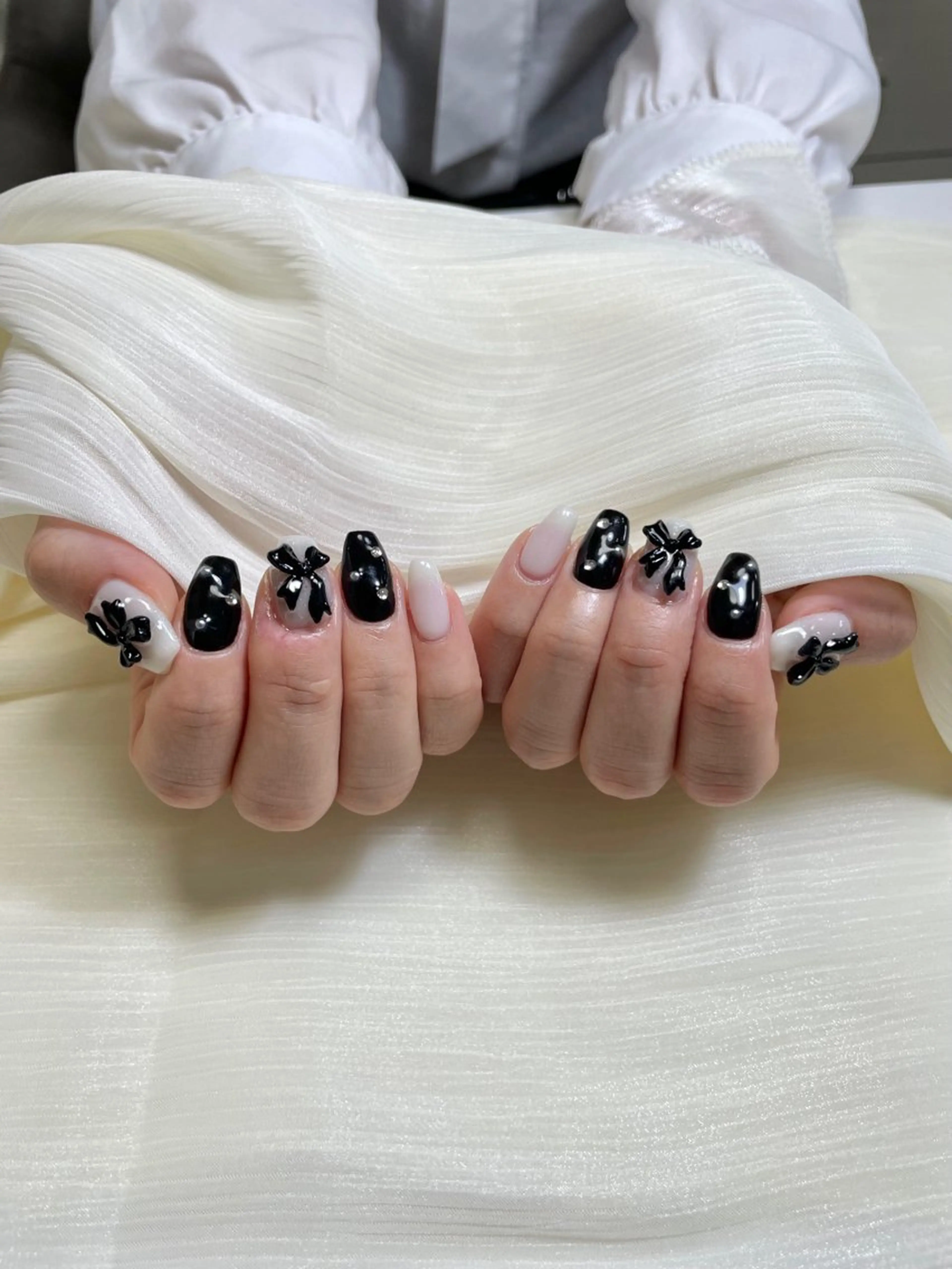 ネイル ハンドネイル ハンドケア 🍑 momo_nailのネイルデザイン