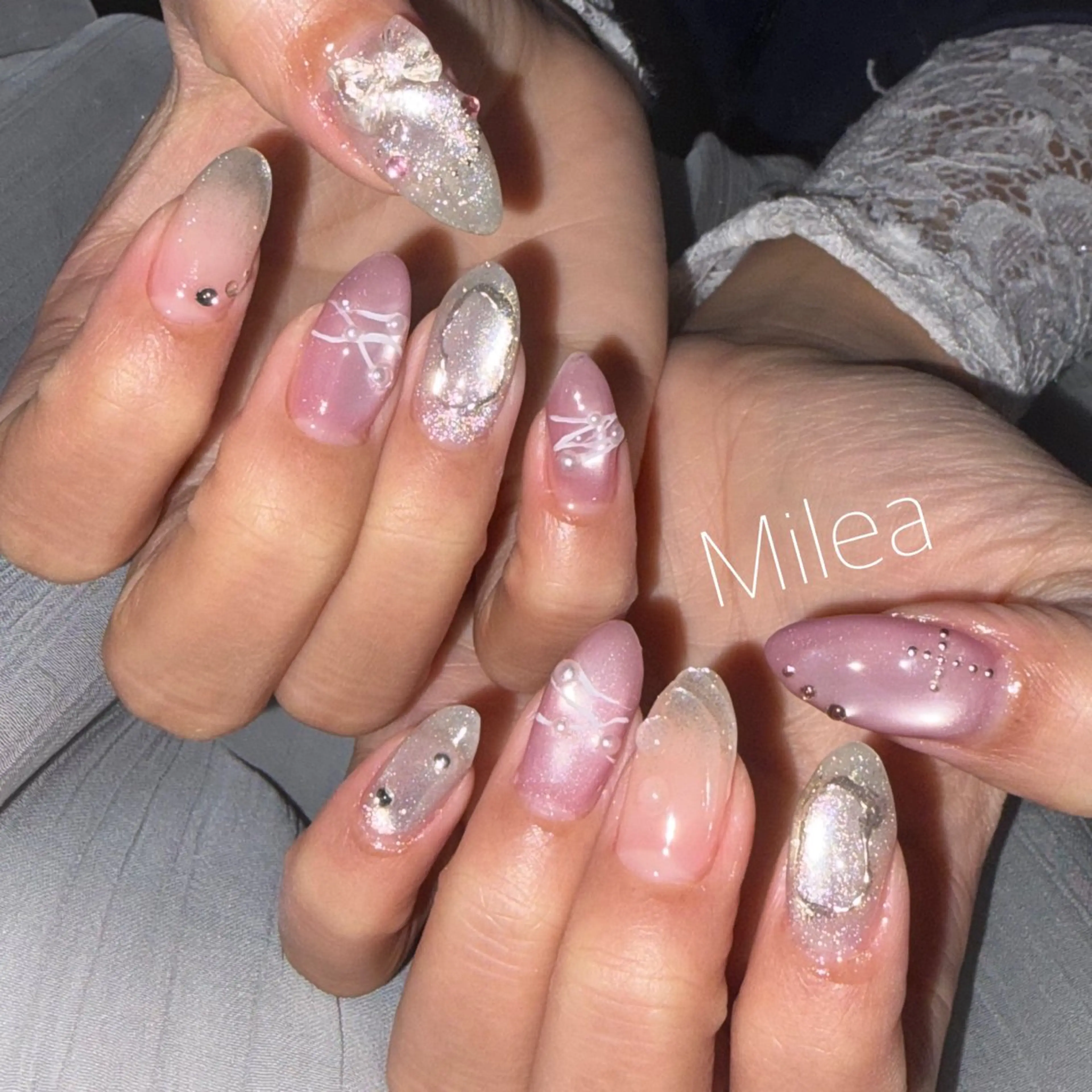 ネイル ハンドネイル Milea🩵 Sayaka🪩のネイルデザイン