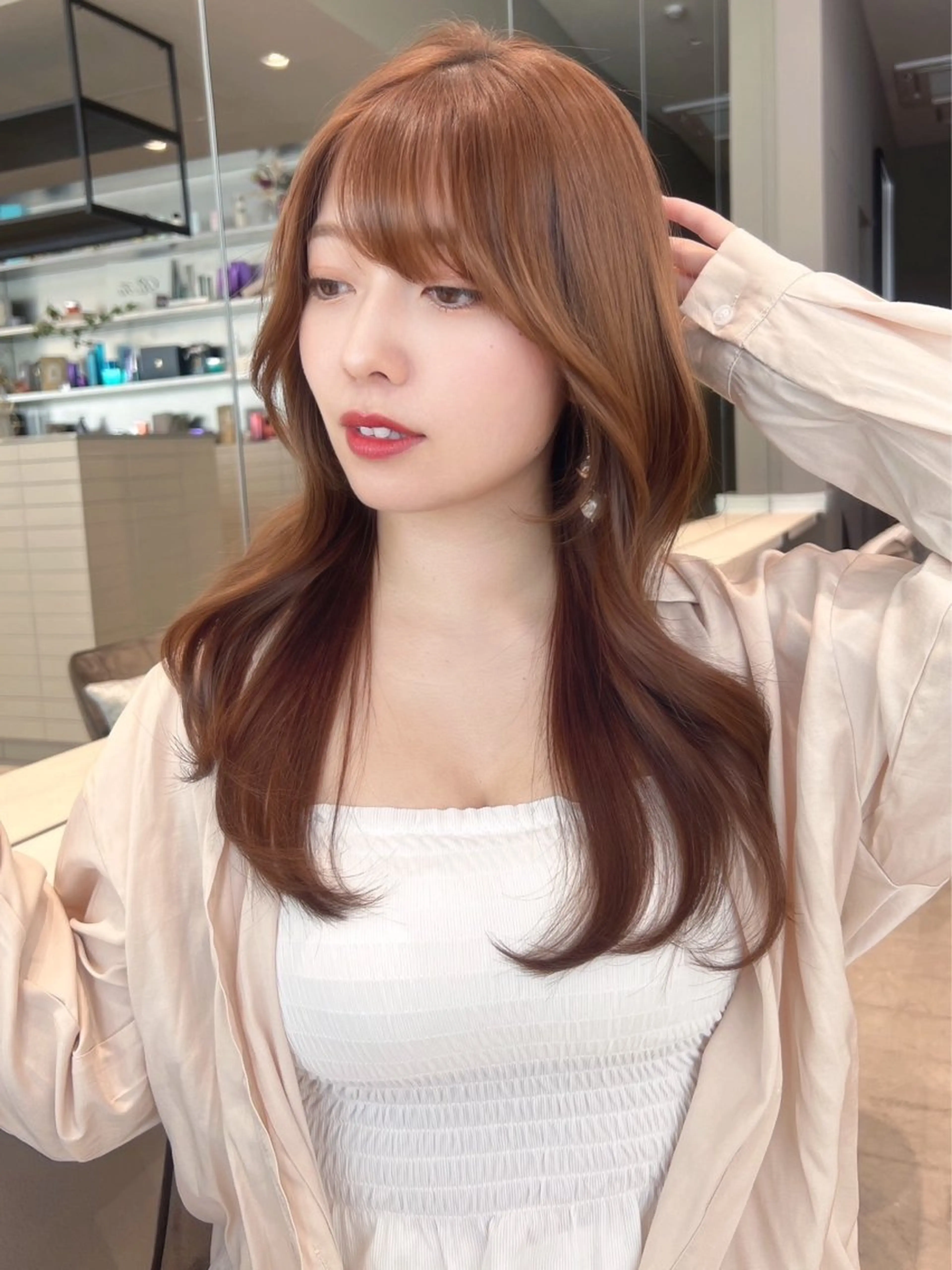 ロング 小嶋 真滋のヘアスタイル