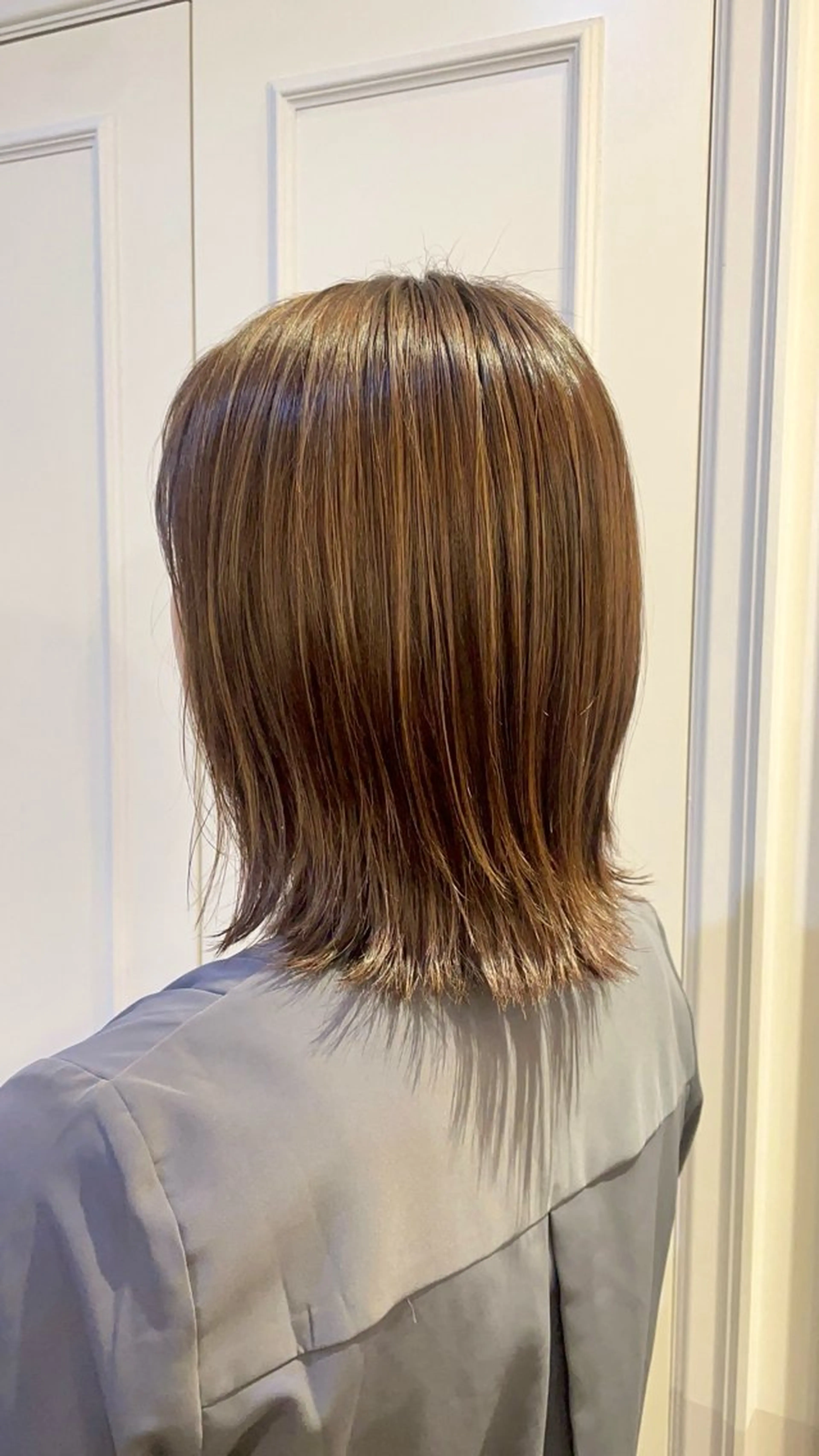 ミディアム カラー ハイライトカラー ハイライト 🌈ミルクティー / MISAKI🐰のヘアスタイル
