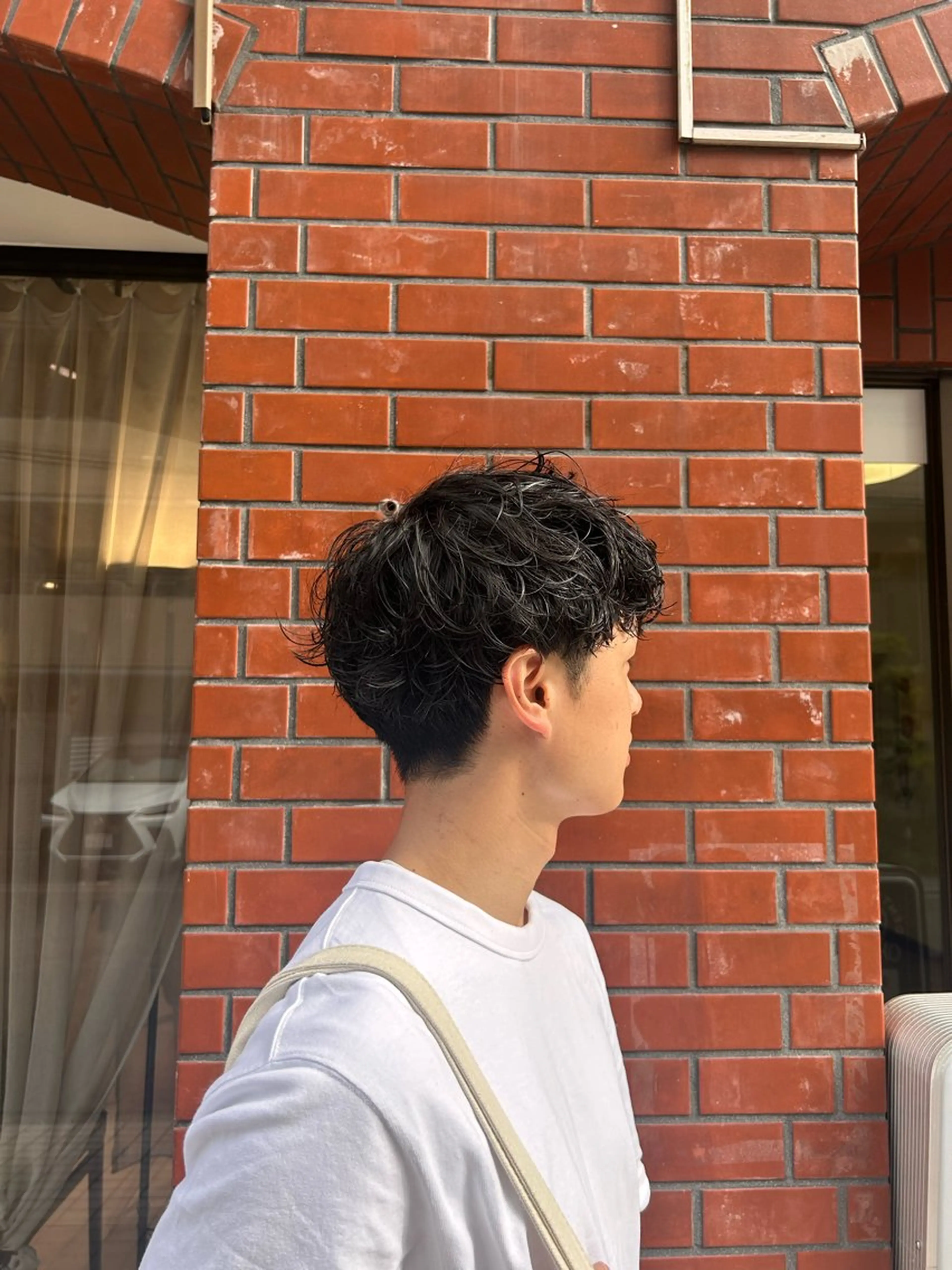 ショート パーマ メンズ メンズパーマ ニュアンスパーマ カット パーマ 保坂 駿太郎のヘアスタイル