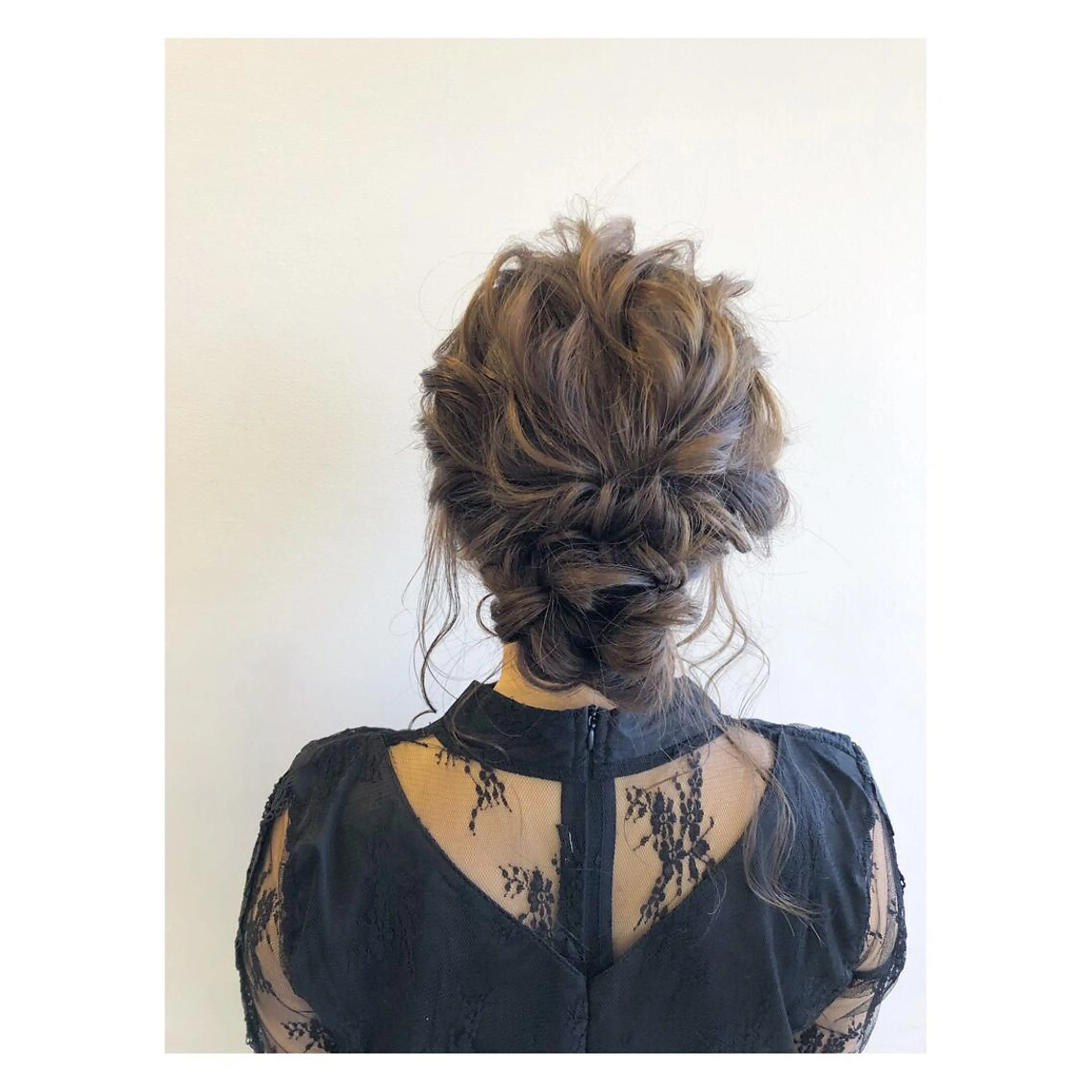 ヘアアレンジ ブリーチカラー🌈 石垣翔太のヘアスタイル