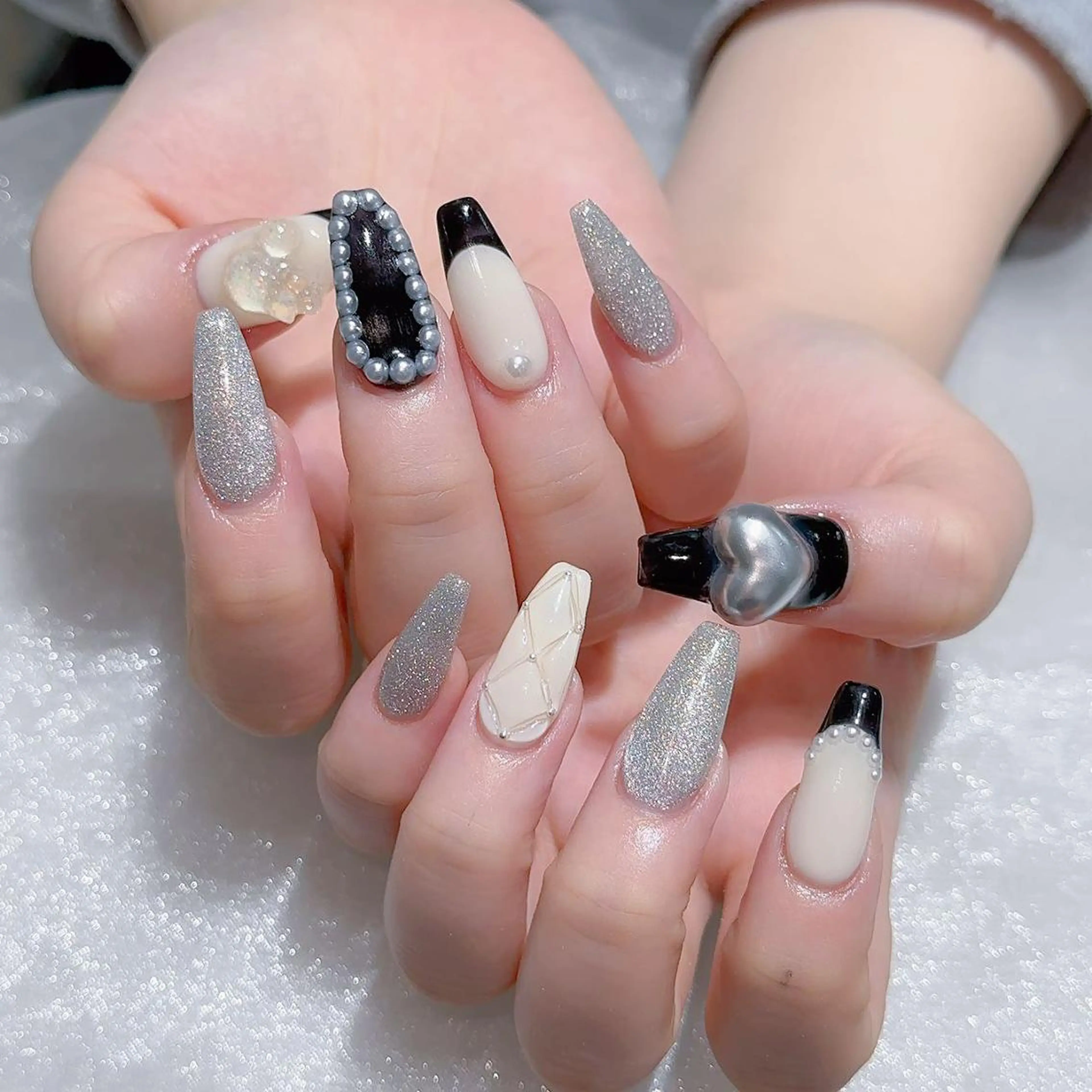 ネイル ハンドネイル Queens ゲンのネイルデザイン