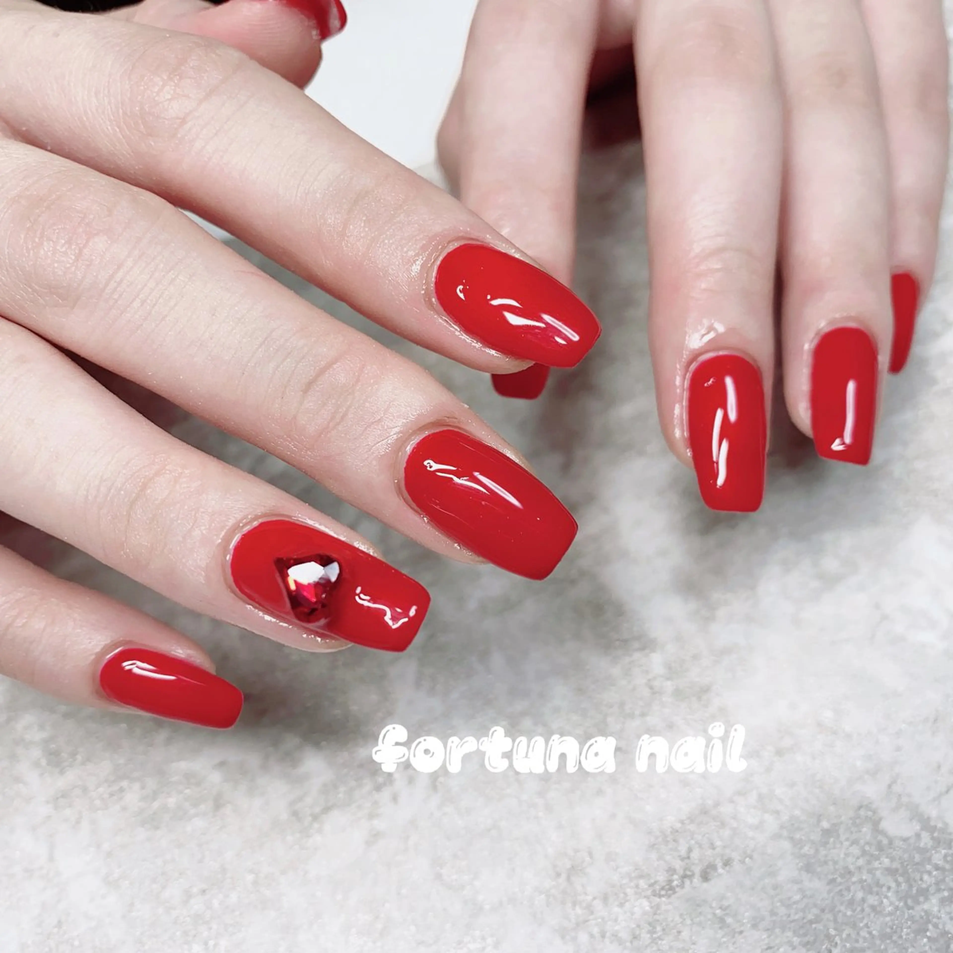 ネイル ハンドネイル ハンドケア Nail •Head スパFortunaのネイルデザイン