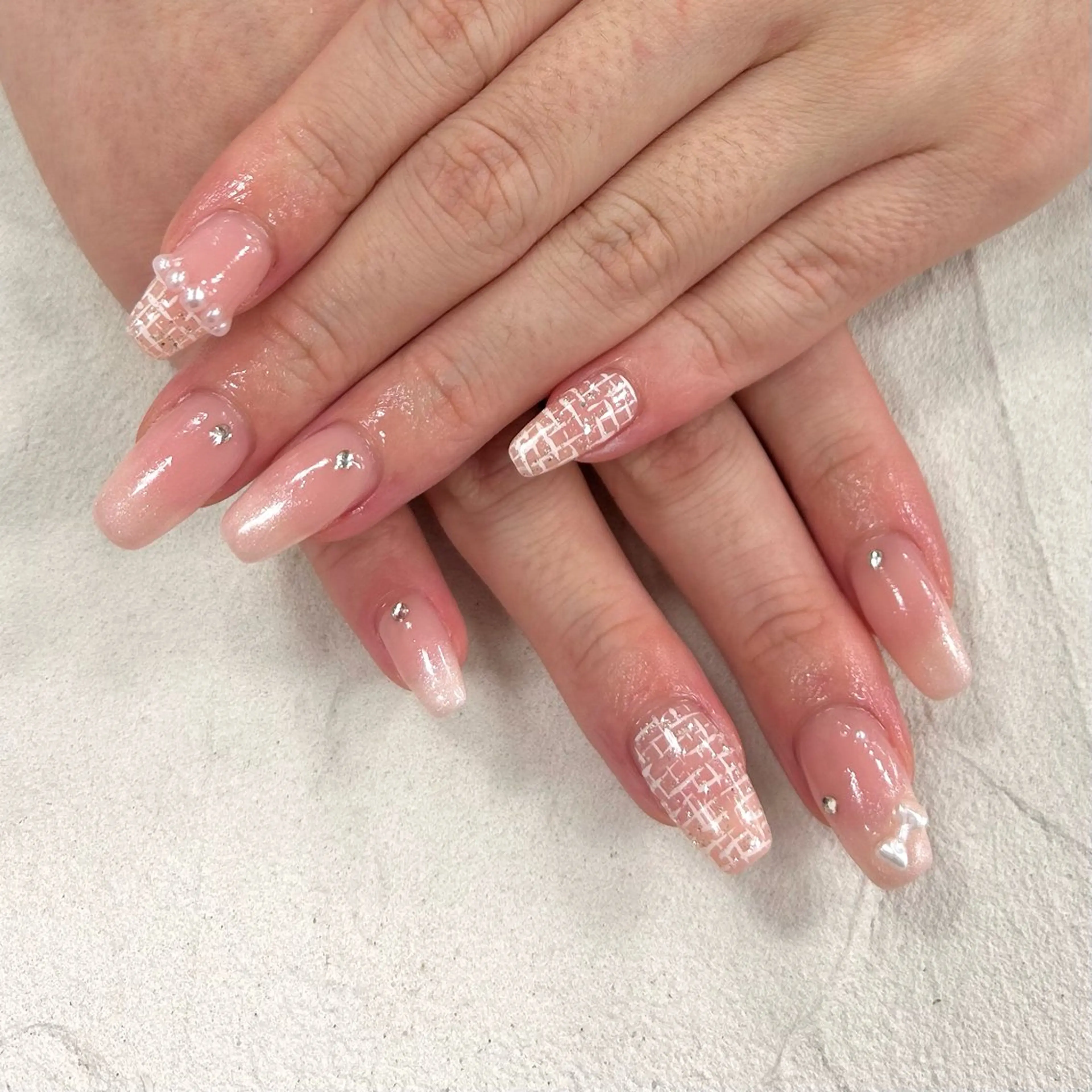 ネイル ハンドネイル Bianca  🎀 Hayakawaのネイルデザイン