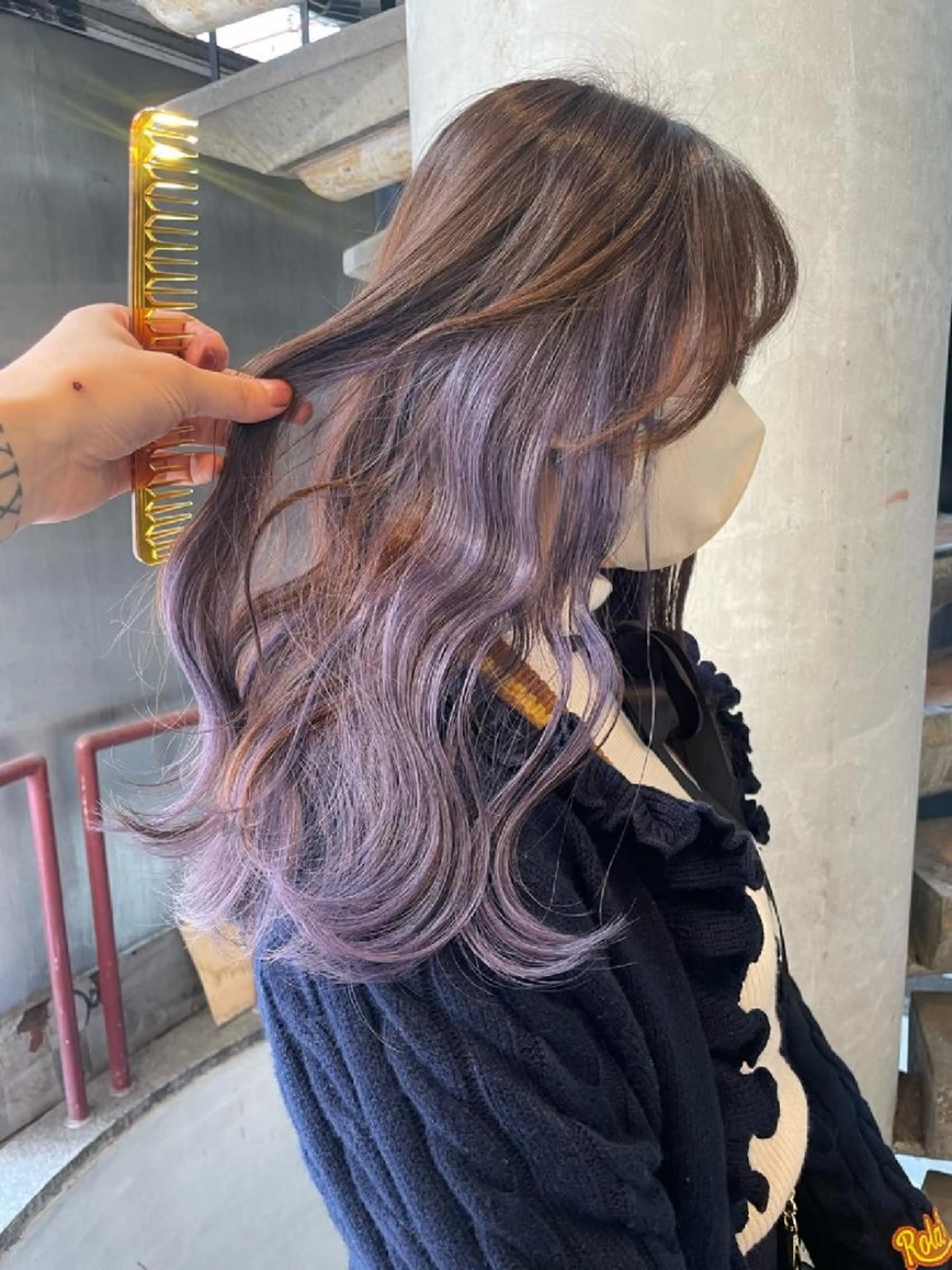 セミロング カット ヘアカラー トリートメント キリカ新宿所属・ブリーチ/エクステ /レイヤー/谷口のヘアスタイル