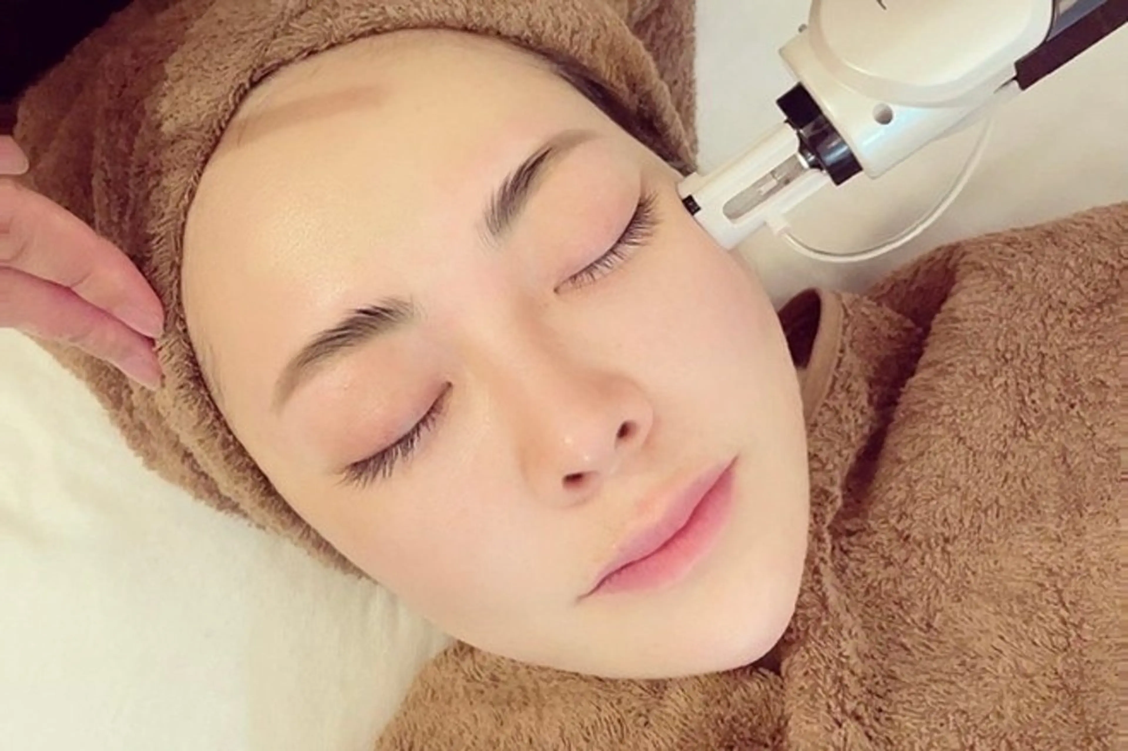 【✨1日1名様限定✨】最強小顔SET＋無針リジュラン導入で韓国美顔を手に入れよう‼️の写真