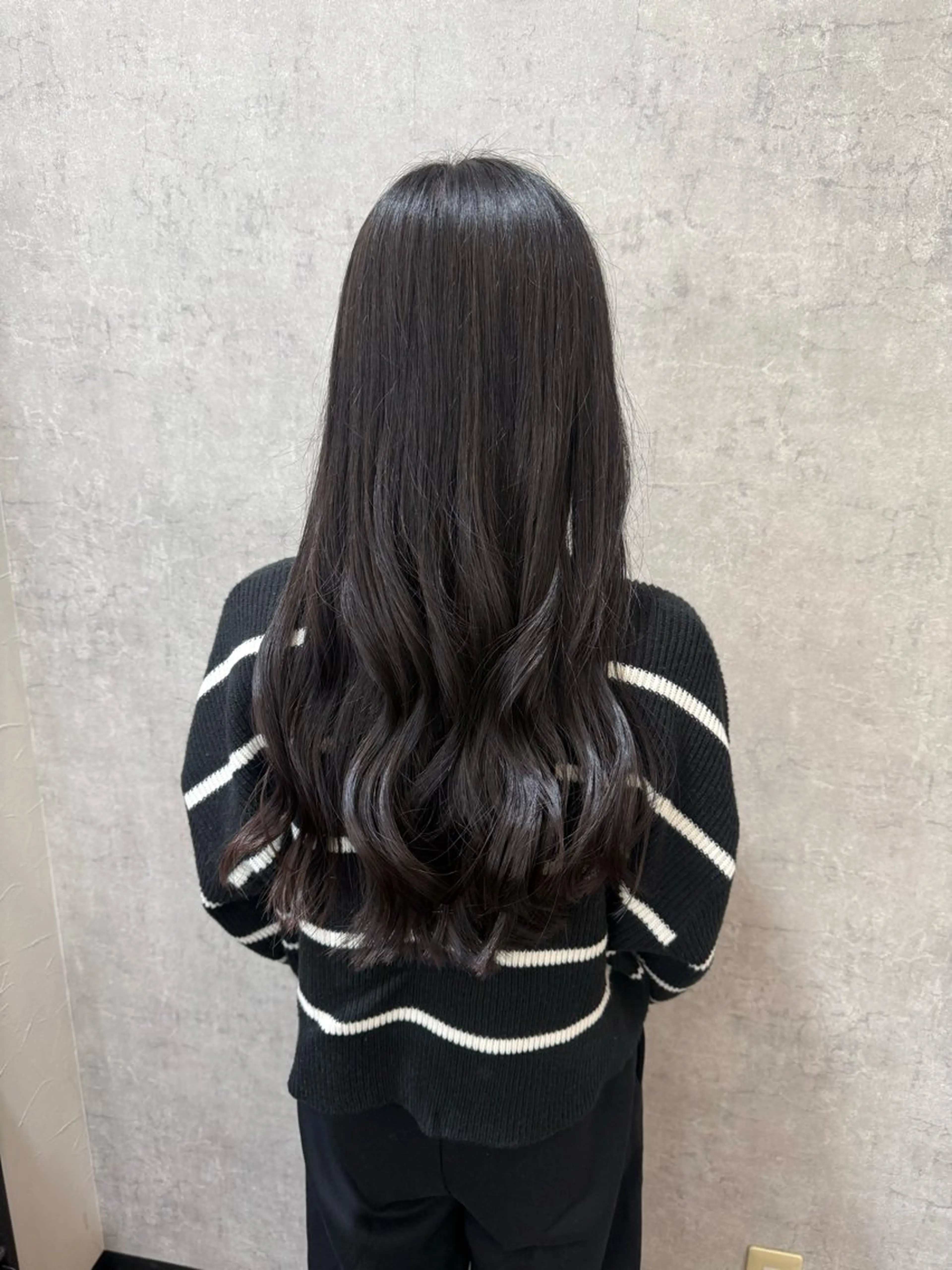 セミロング カラー 透明感カラー カット ヘアカラー レイヤー/コテパーマ 松本　希愛のヘアスタイル