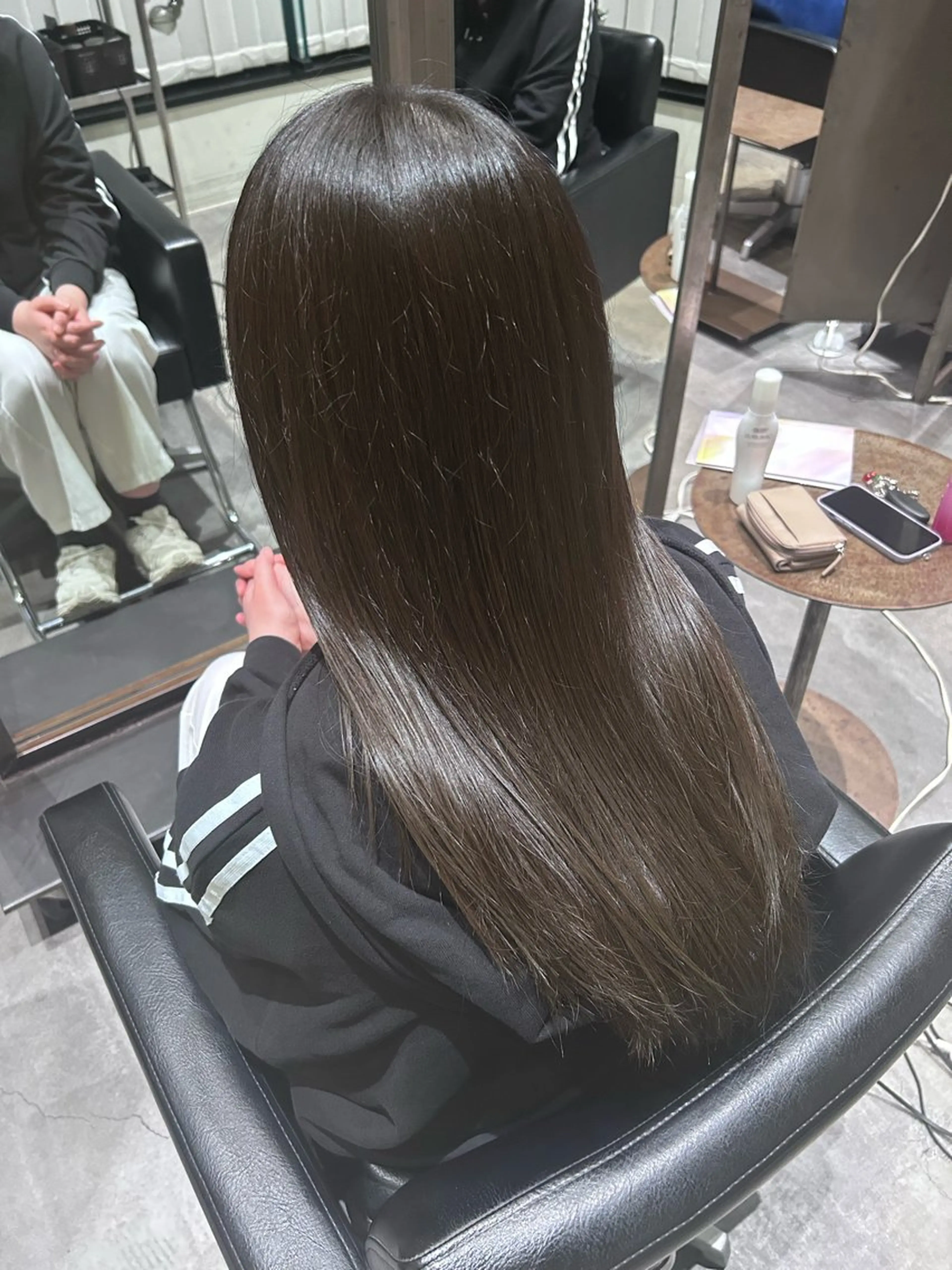 セミロング 嶋崎 楓也のヘアスタイル