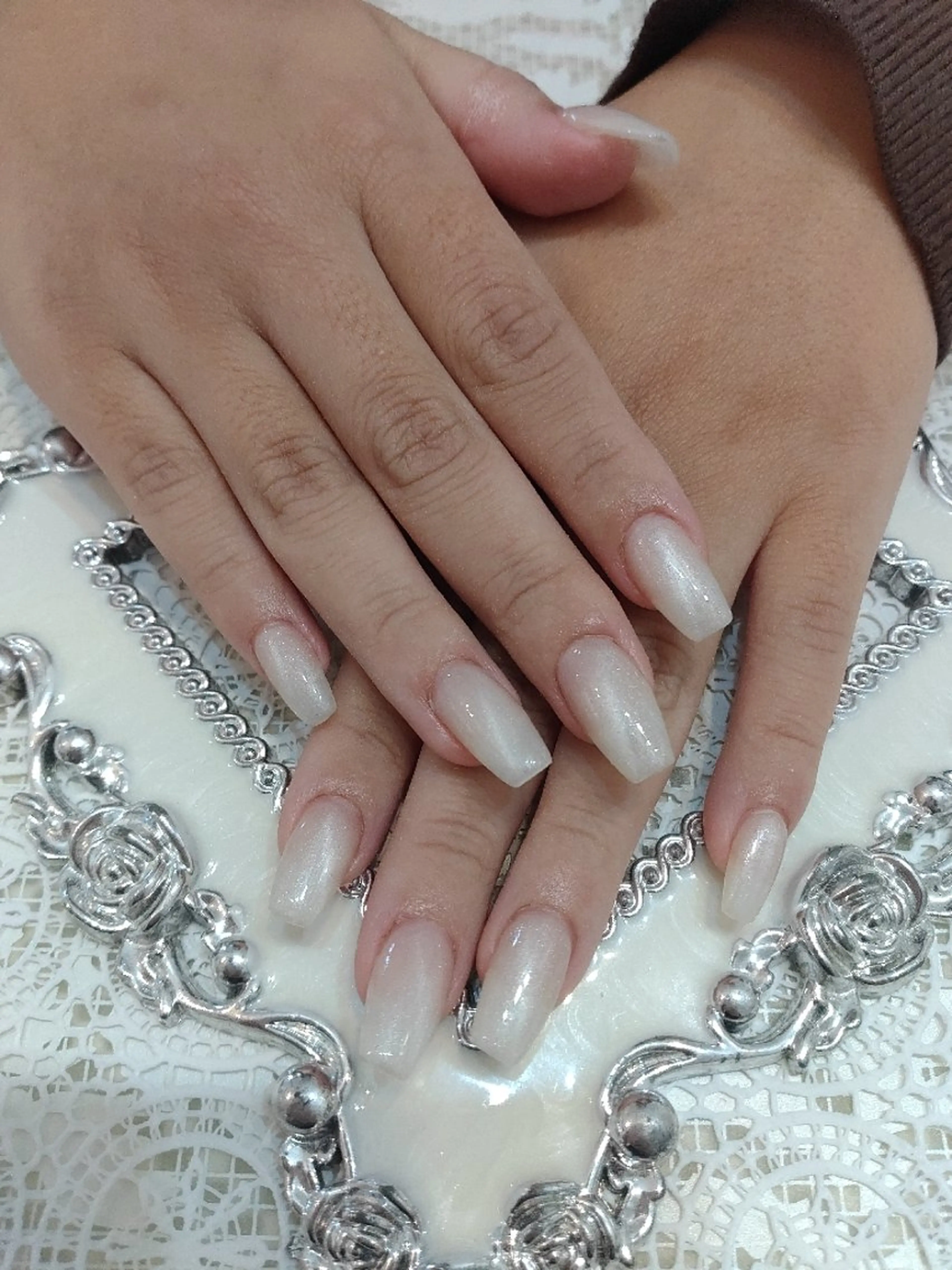 ネイル エステとネイル ローズコンフォートのネイルデザイン