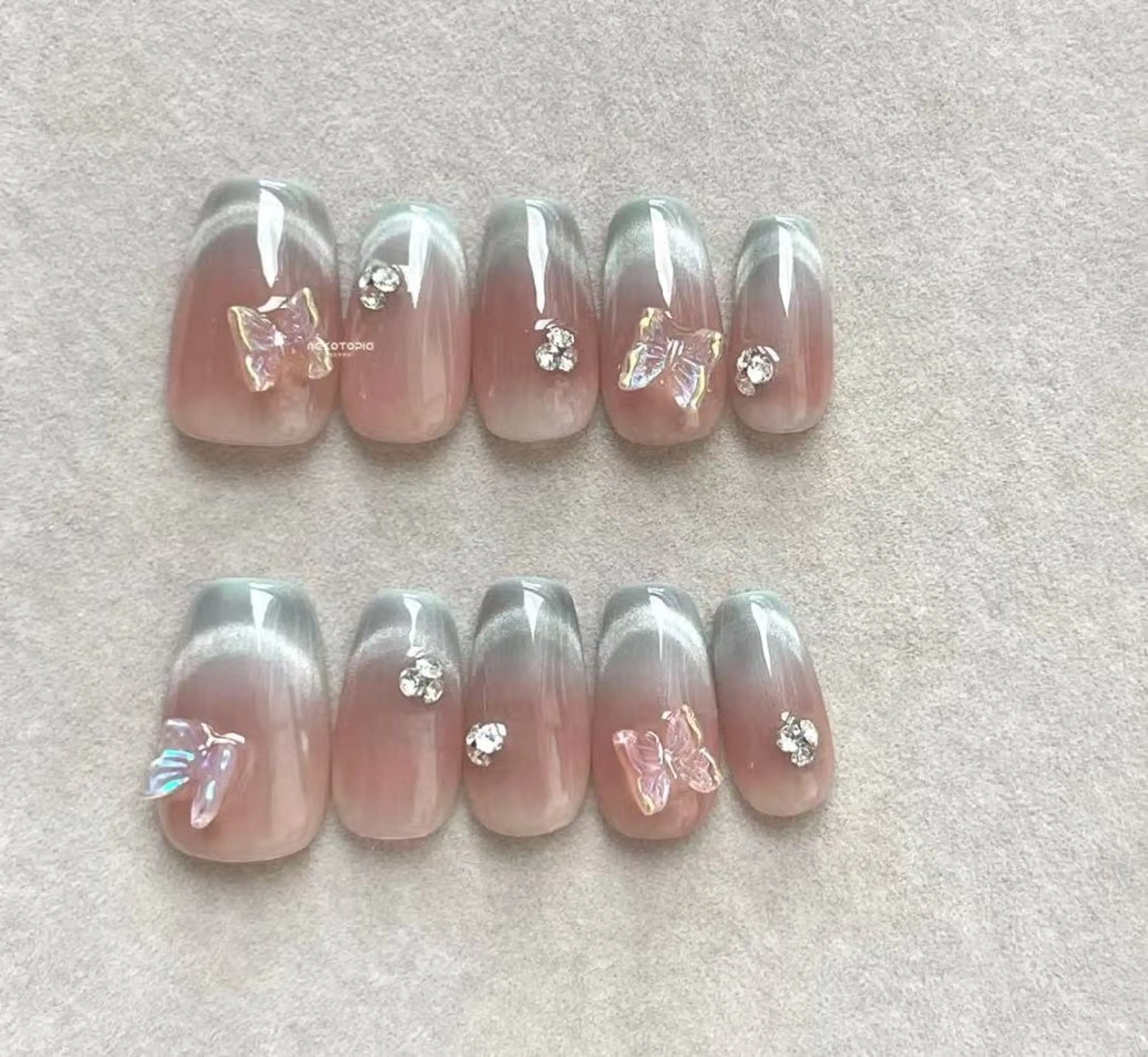 ネイル ハンドネイル Pure&Rich Nailのネイルデザイン