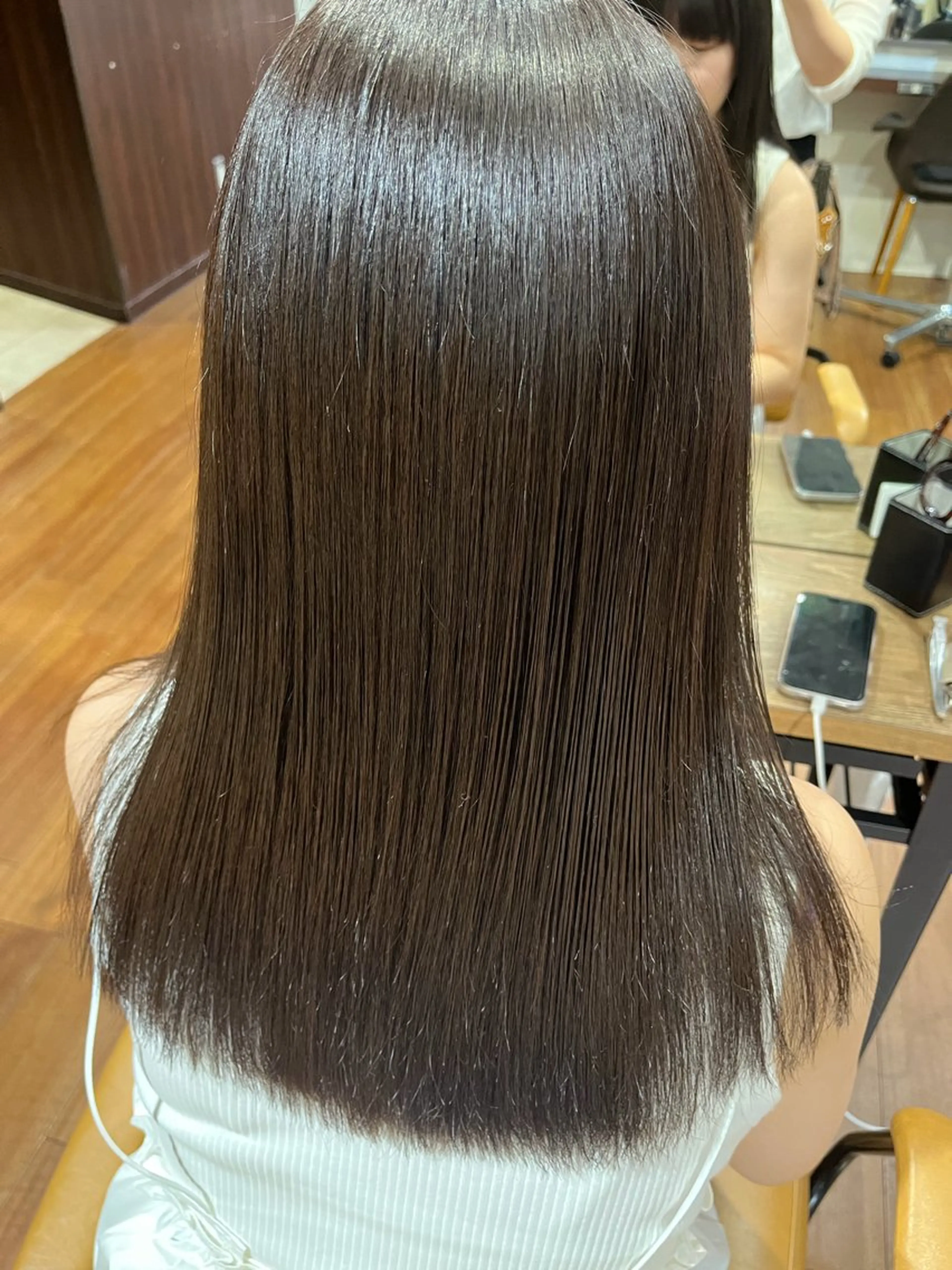 ミディアム カット ヘアカラー takagi hitomiのヘアスタイル