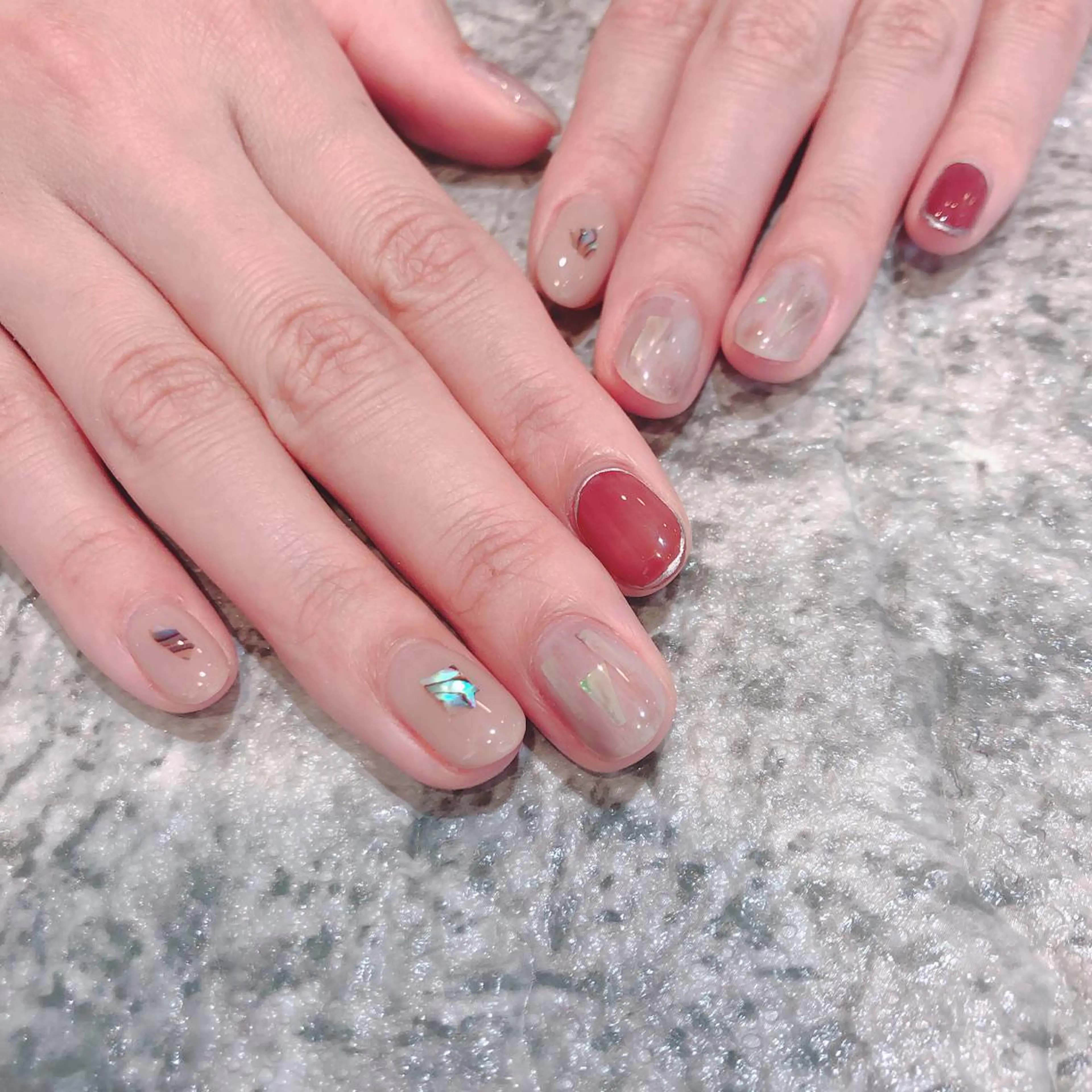 ネイル ニュアンスネイル ハンドネイル 鈴木 優菜のネイルデザイン