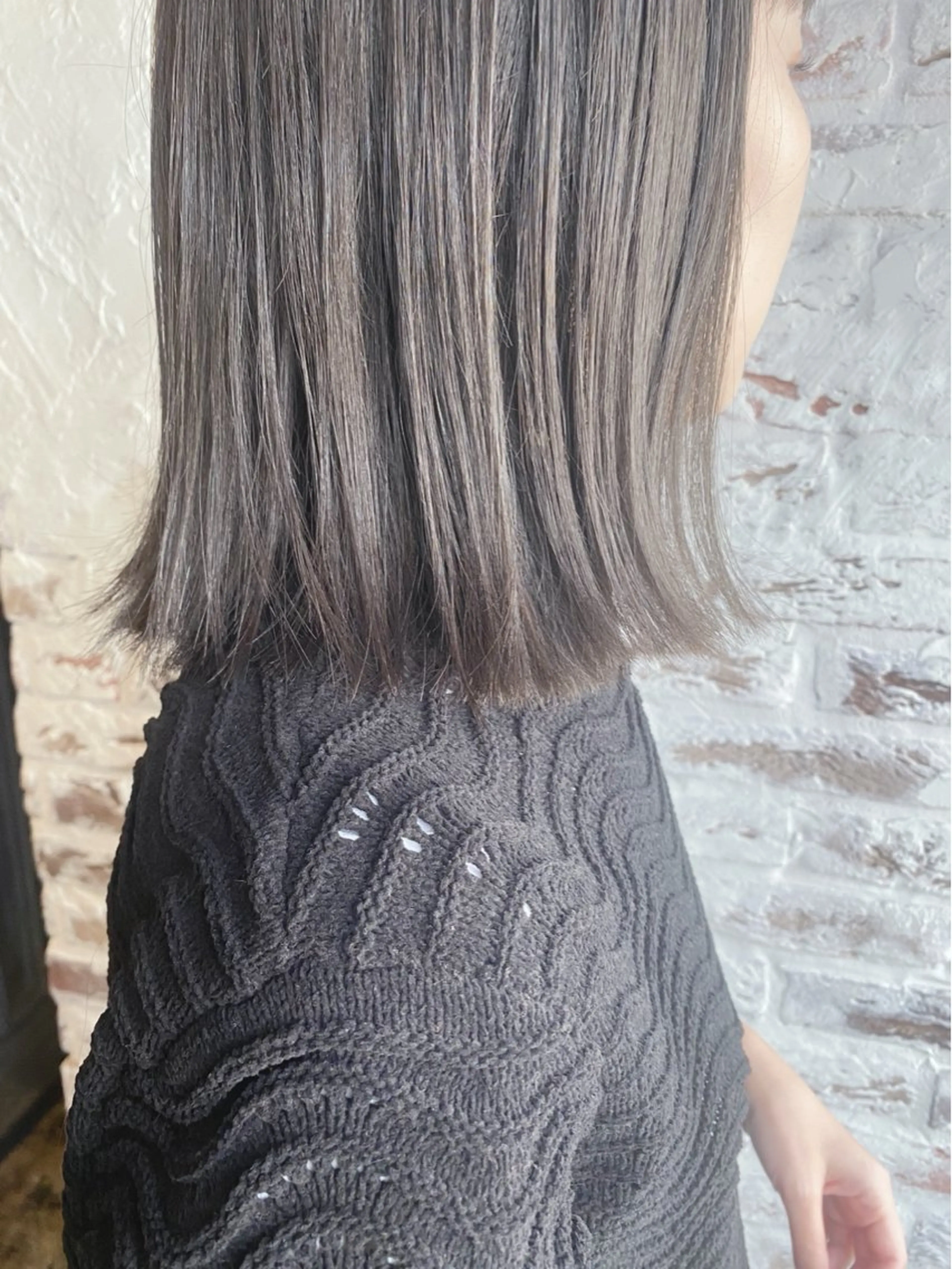 カラー アッシュ ブルーカラー グレージュ conne& ririのヘアスタイル