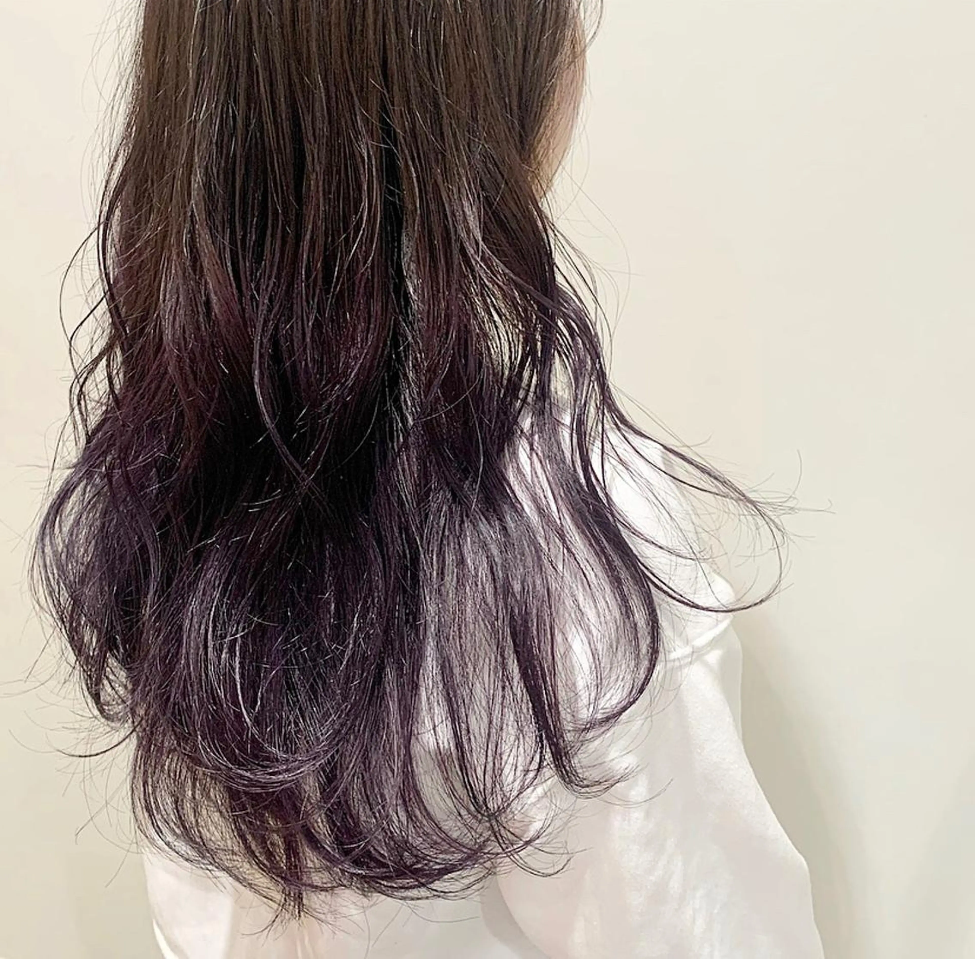 カラー 山口 莉奈のヘアスタイル