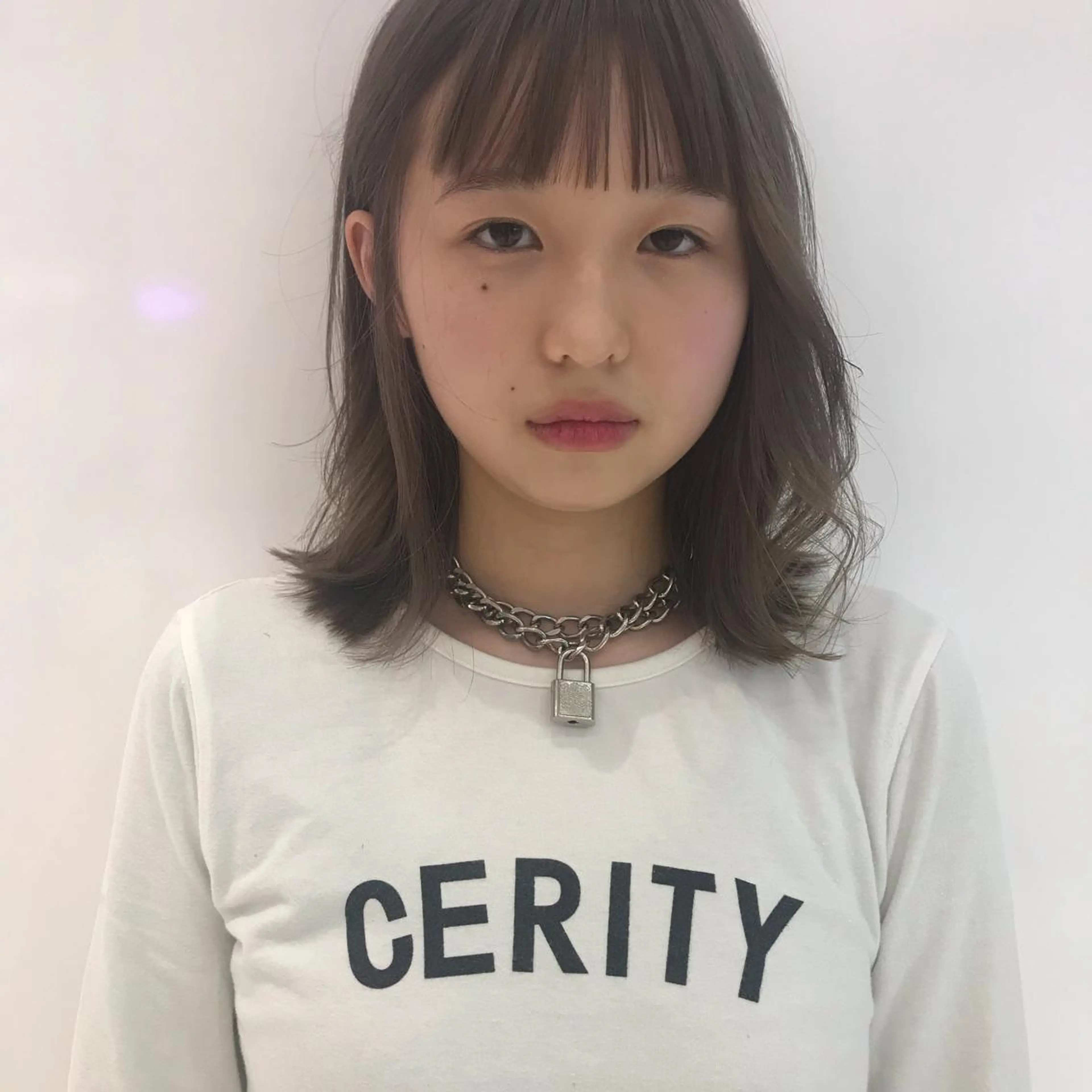 ミディアム カラー シルバー ヘアカラー トリートメント レイヤー/ブリーチ HIKARU ♡のヘアスタイル