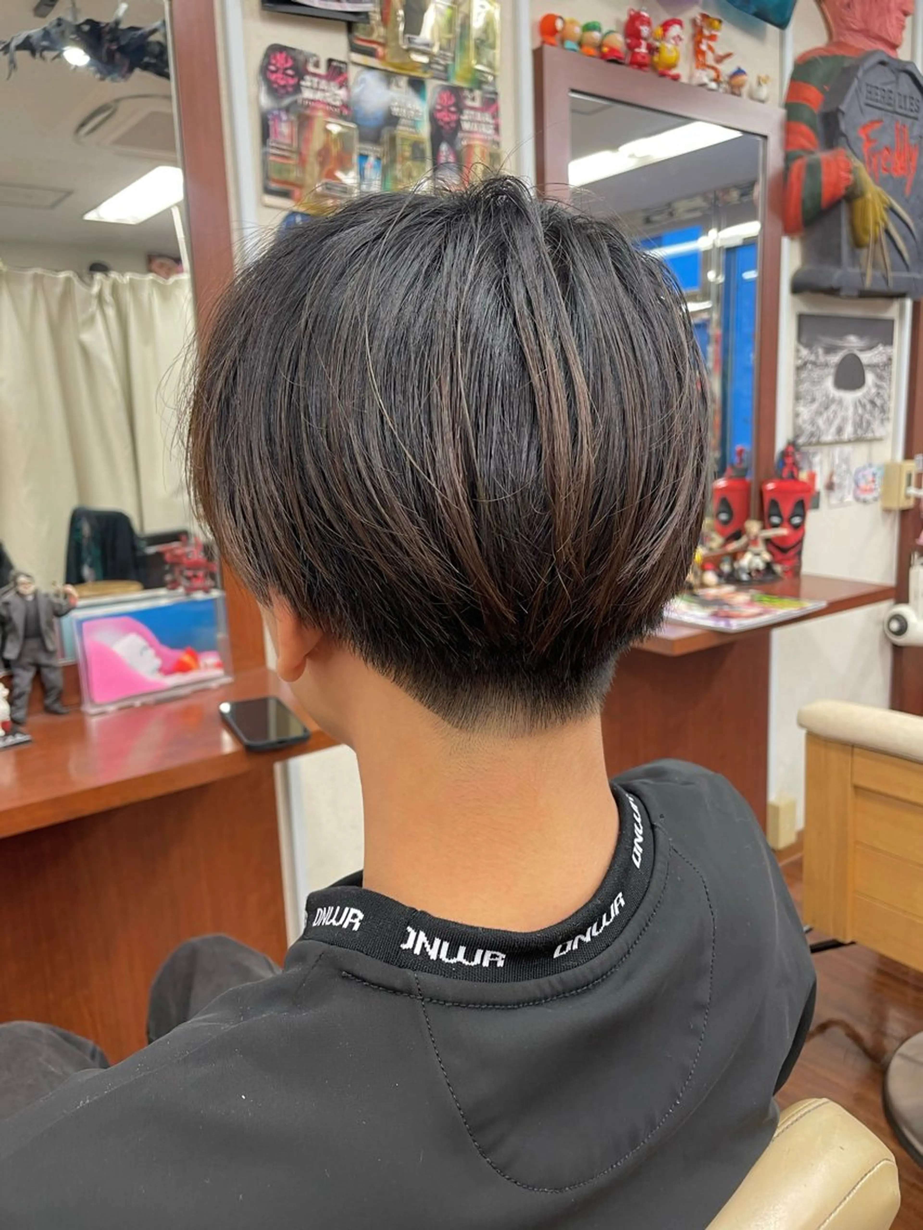 メンズ マッシュ 刈り上げ 侑🌈特価 映える店内でカット✨のヘアスタイル