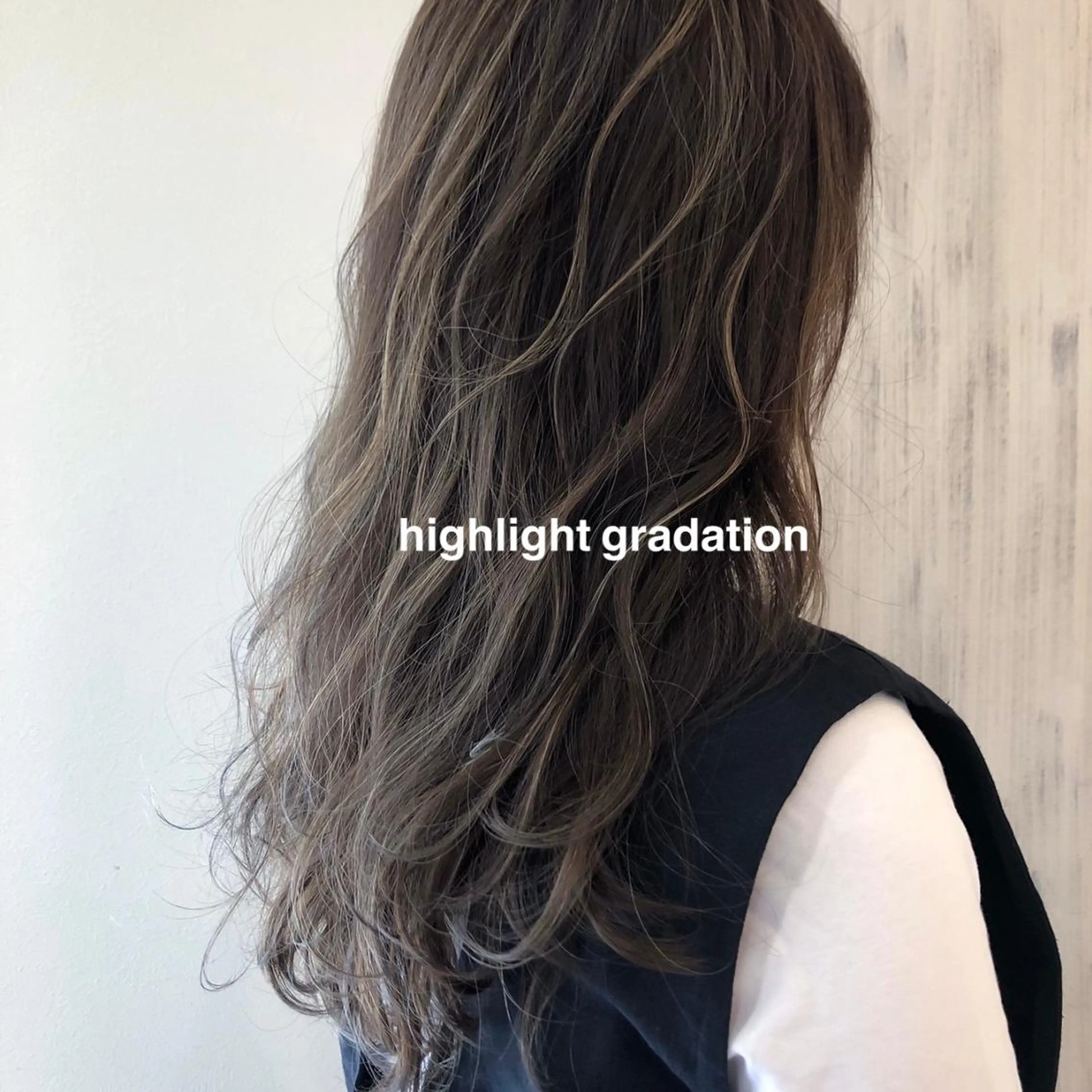 ロング カラー ハイライトカラー ハイライト NOA 福島店のヘアスタイル