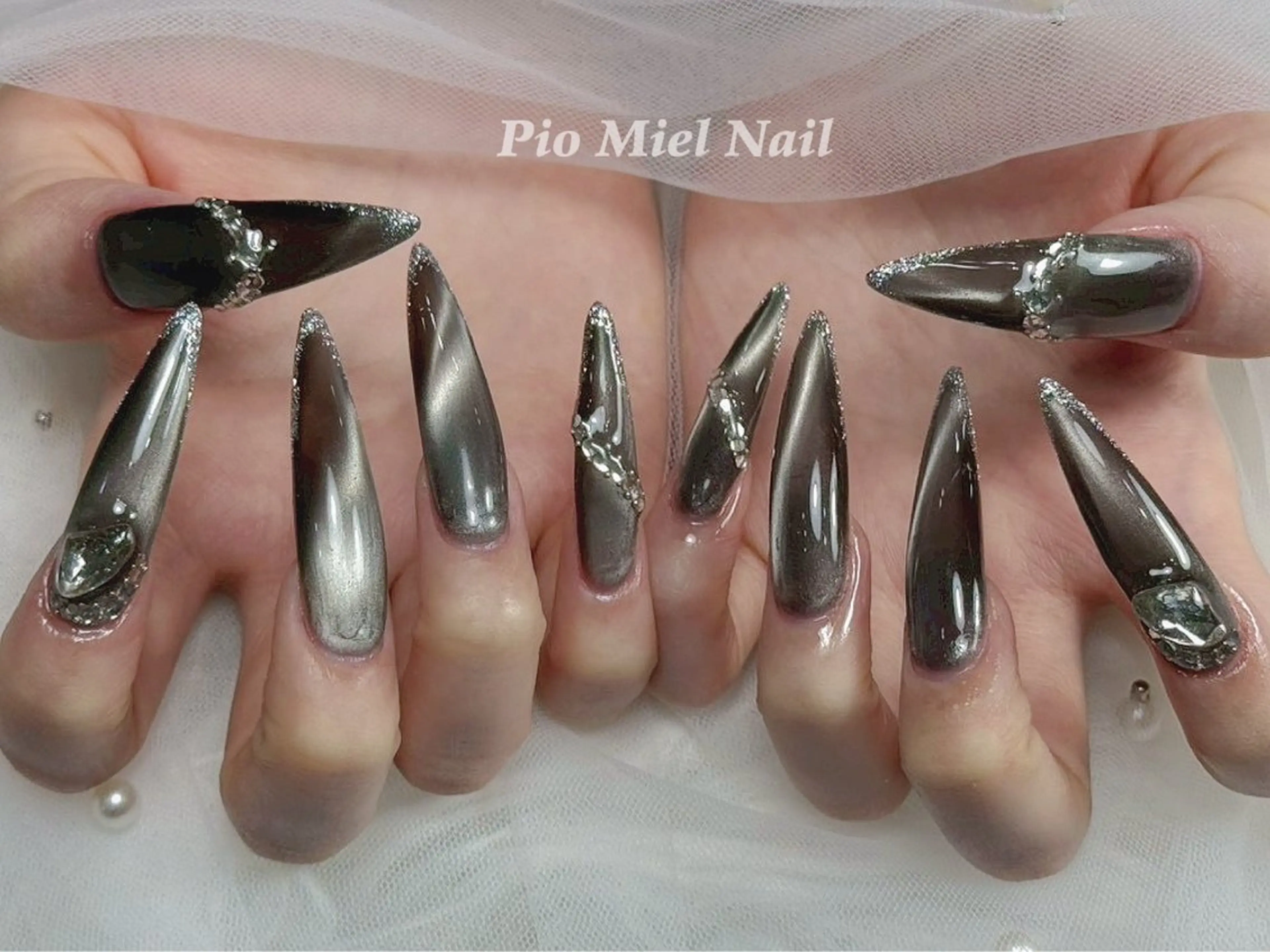 ネイル ハンドネイル ハンドケア Pio Mielのネイルデザイン