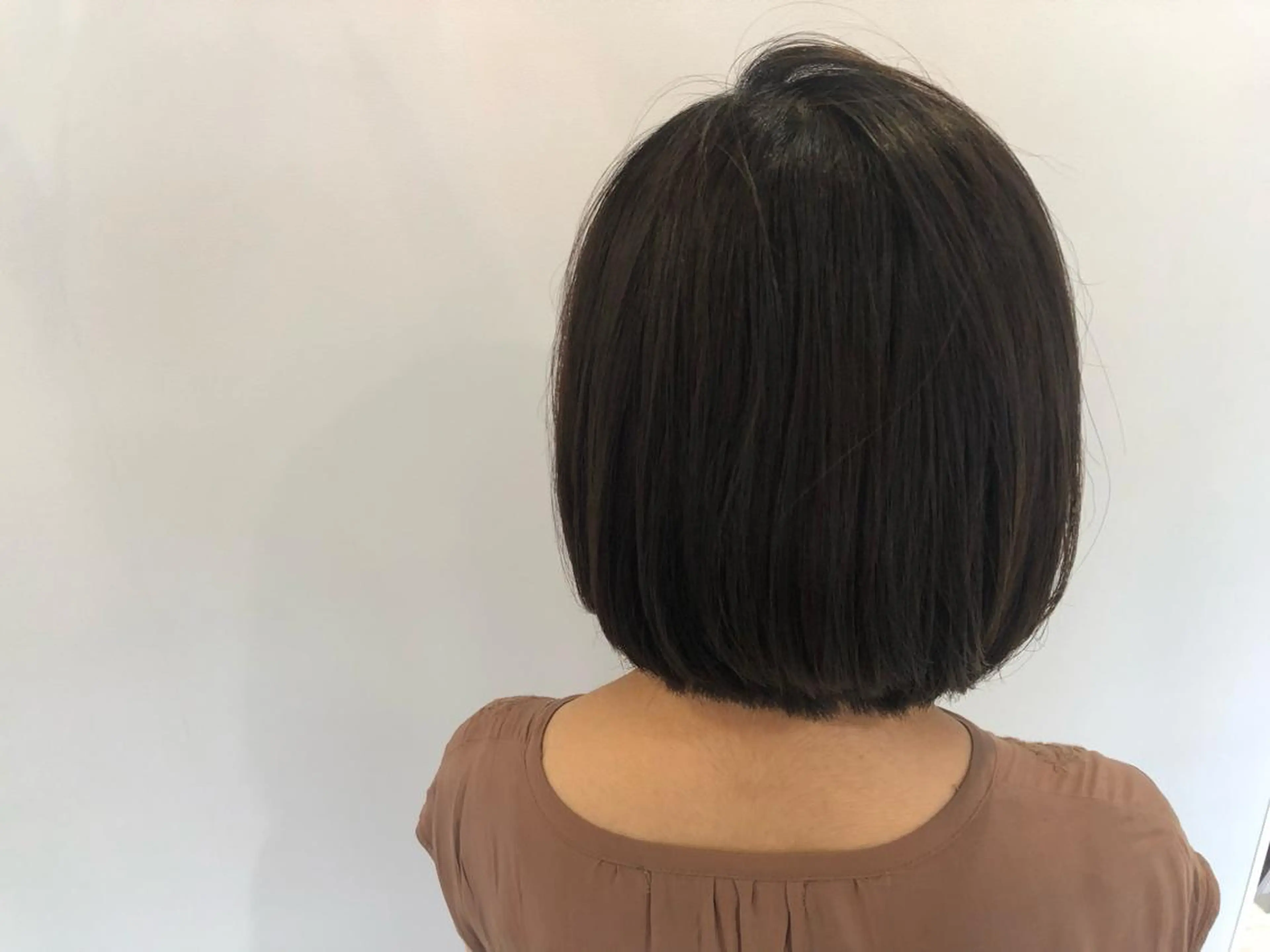 ショート 辻本 夏子のヘアスタイル