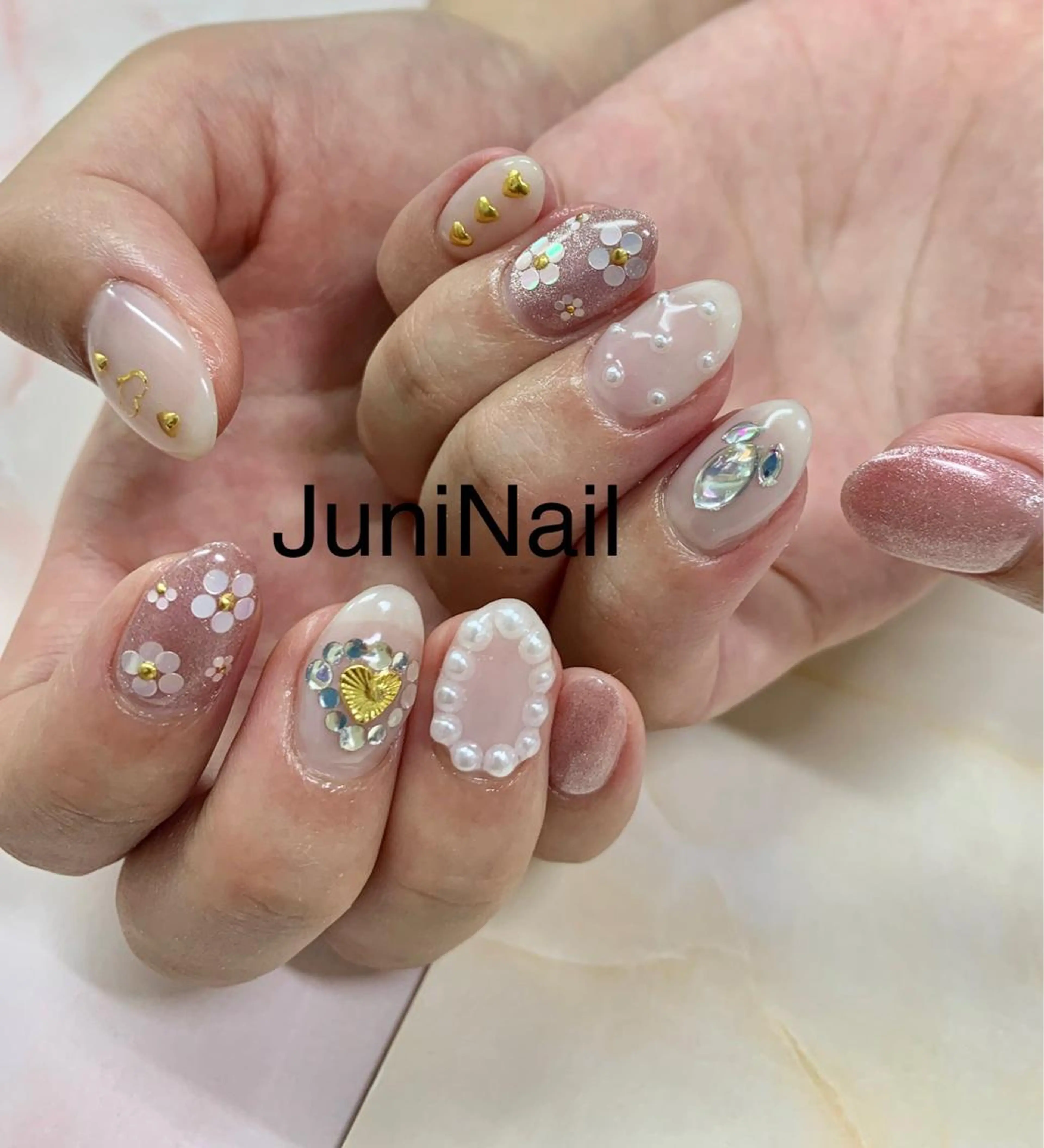 ネイル ハンドネイル ハンドケア JuniNail 주니네일🇰🇷suのネイルデザイン