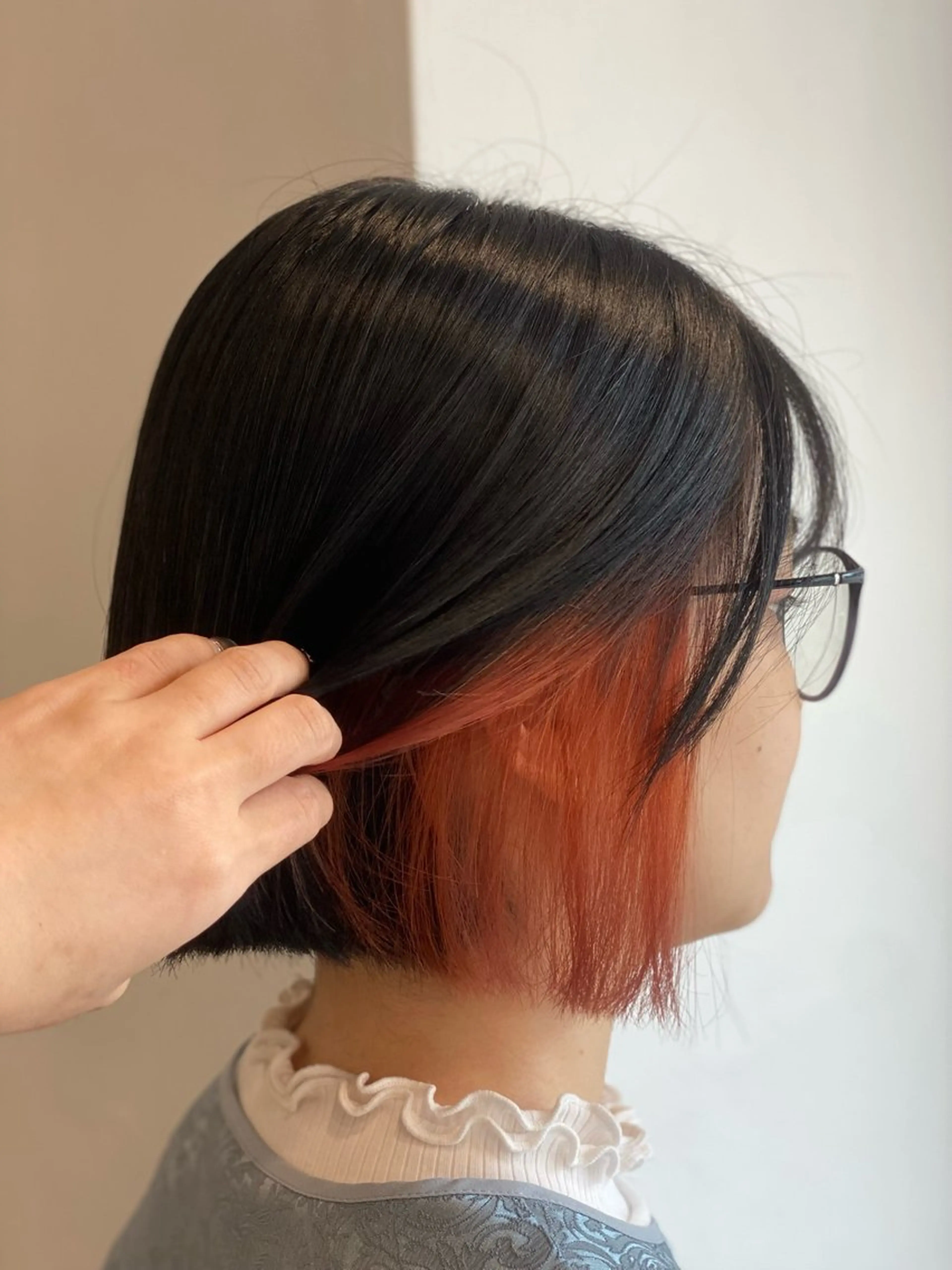 ミディアム ヘアカラー 仲矢 あゆ美のヘアスタイル