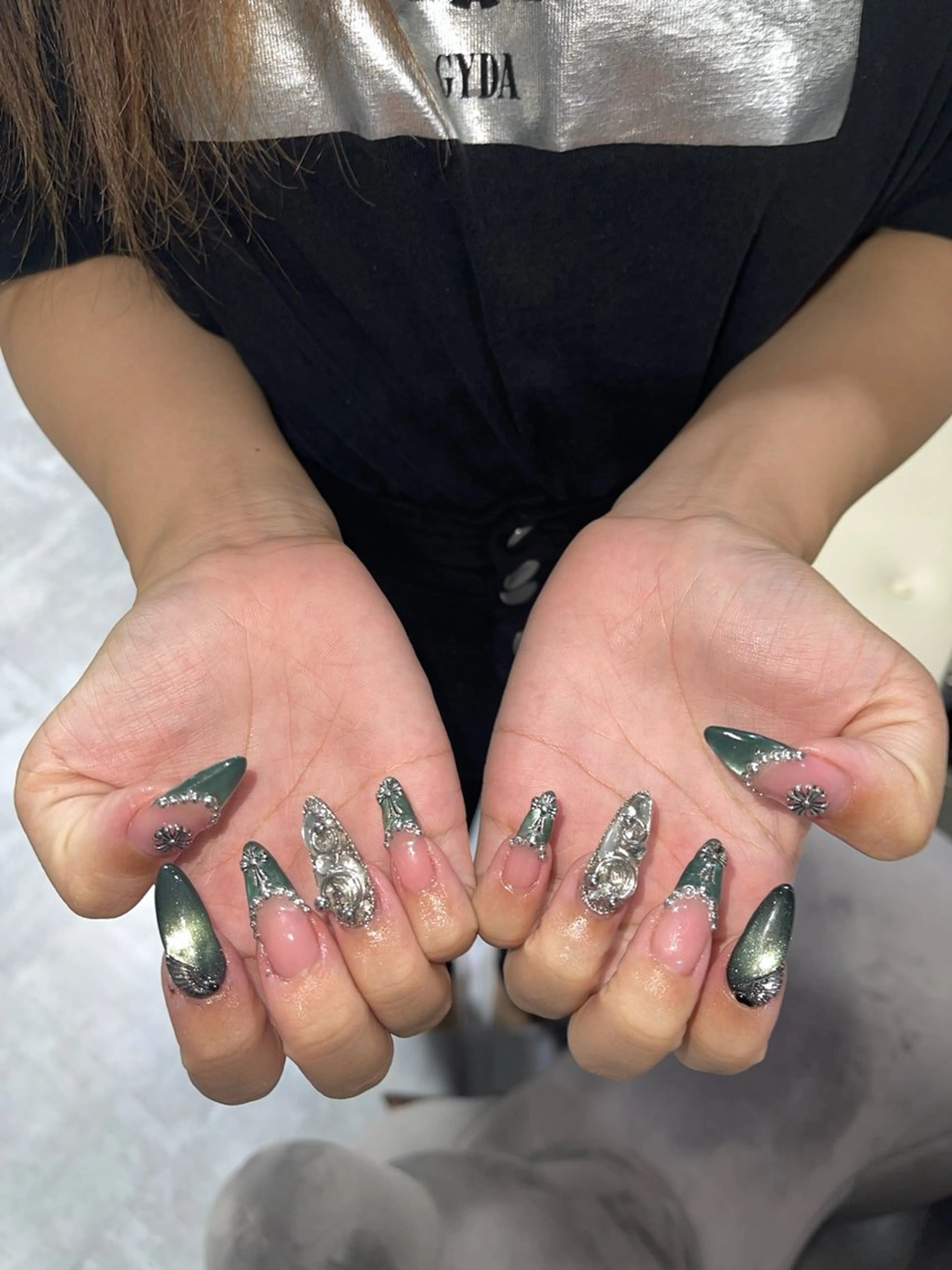 ネイル ハンドネイル RINAKY CNのネイルデザイン