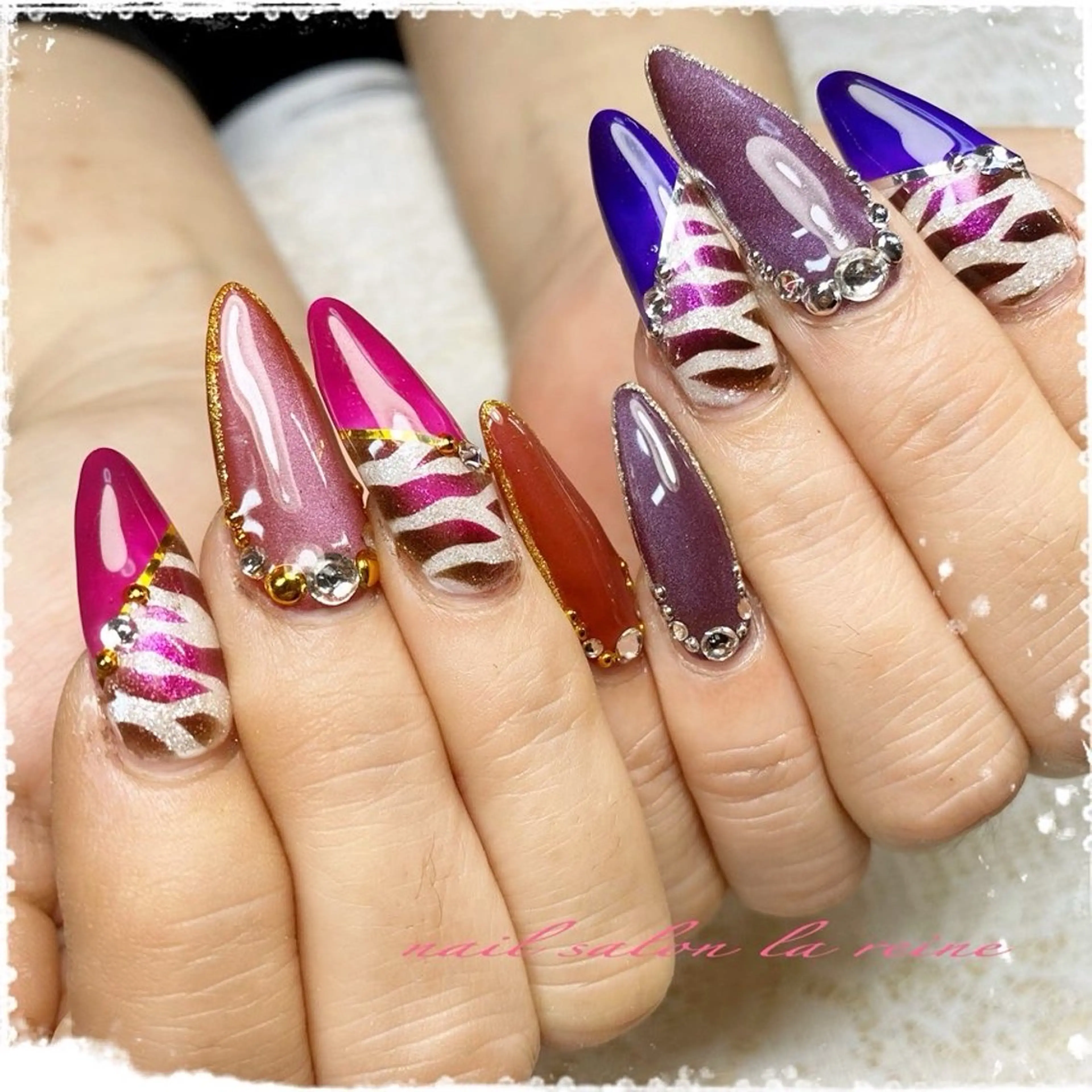 ネイル アニマル柄 nail salon la reineのネイルデザイン