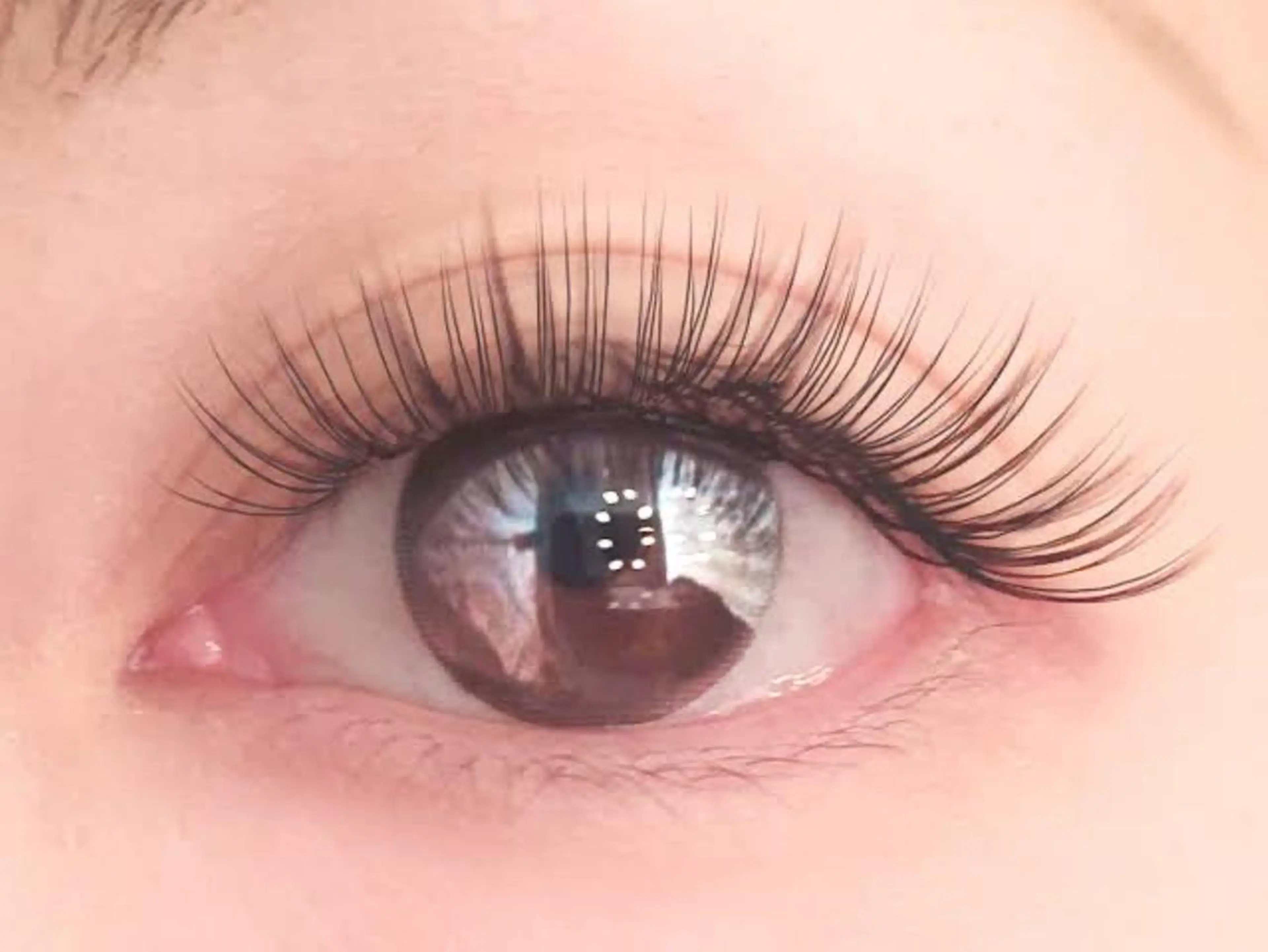 【最先端☆LEDエクステ❎&Healthy(アンドヘルシー)orパリジェンヌ】フラットラッシュ100本の写真