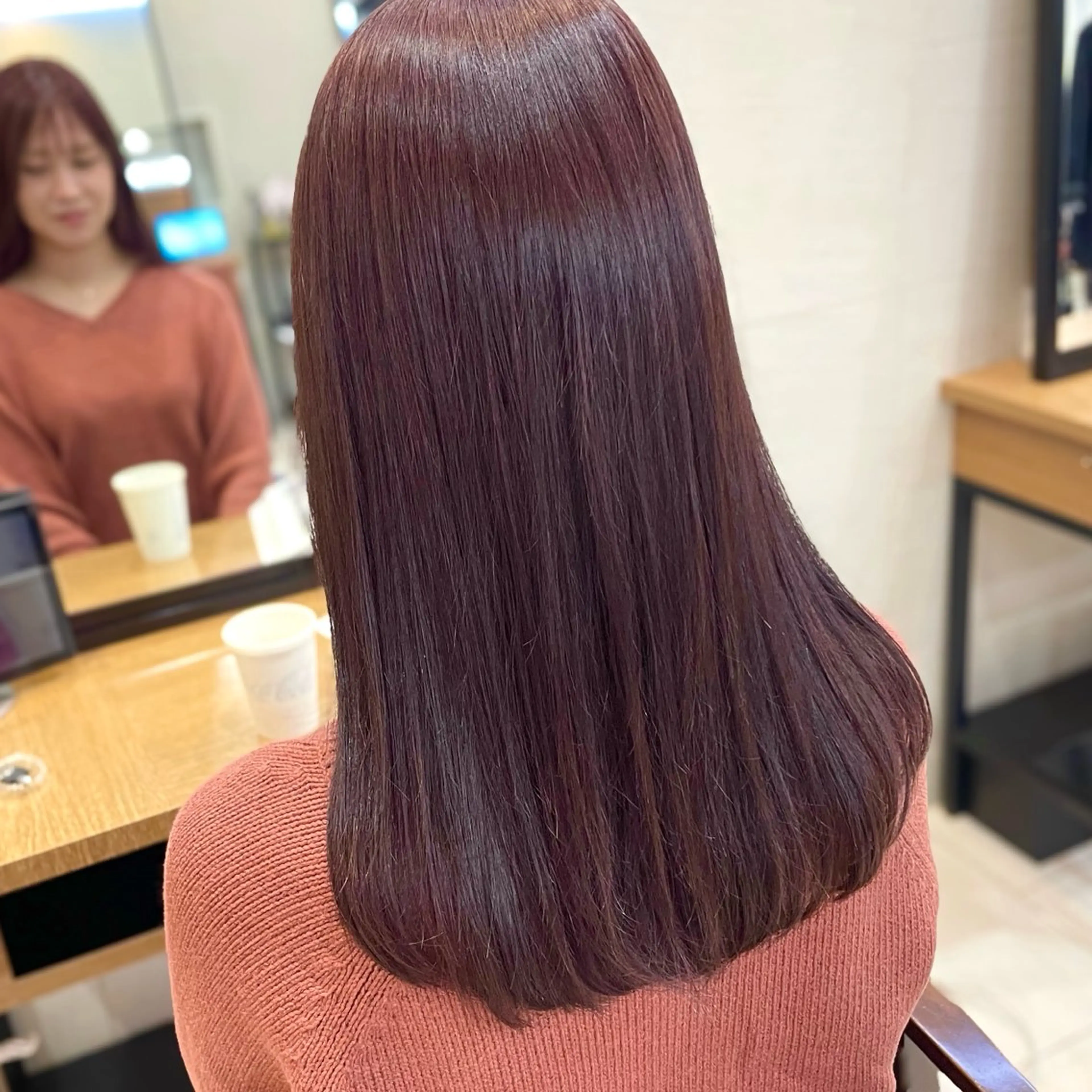 【🌸4月限定🌸】美髪縮毛矯正✨+美髪艶カラー🌈+ケアトリートメント🫧🉐の写真