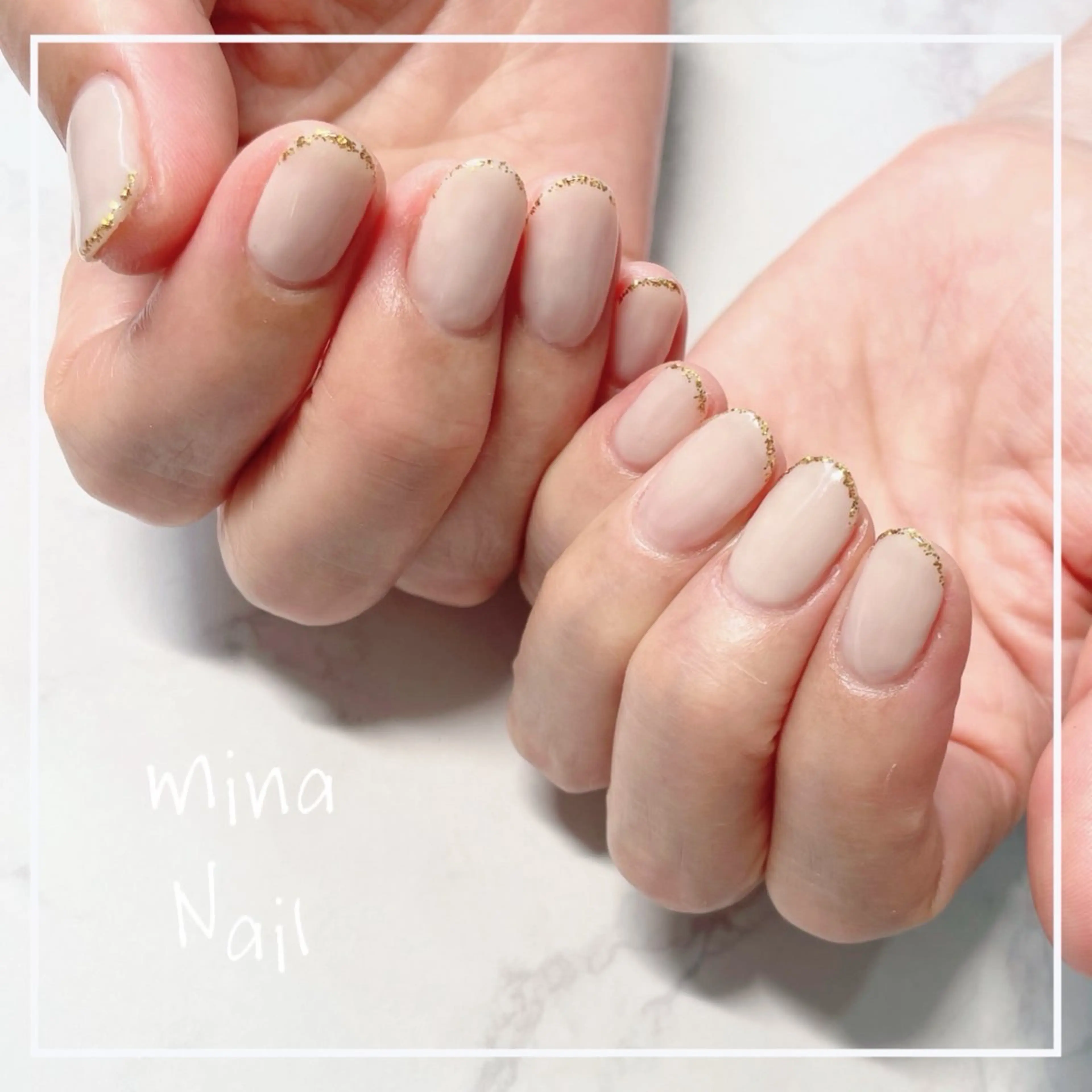 ネイル フレンチネイル ゴールド ラメ(グリッター) ワンカラーネイル シンプルネイル mina Nailのネイルデザイン
