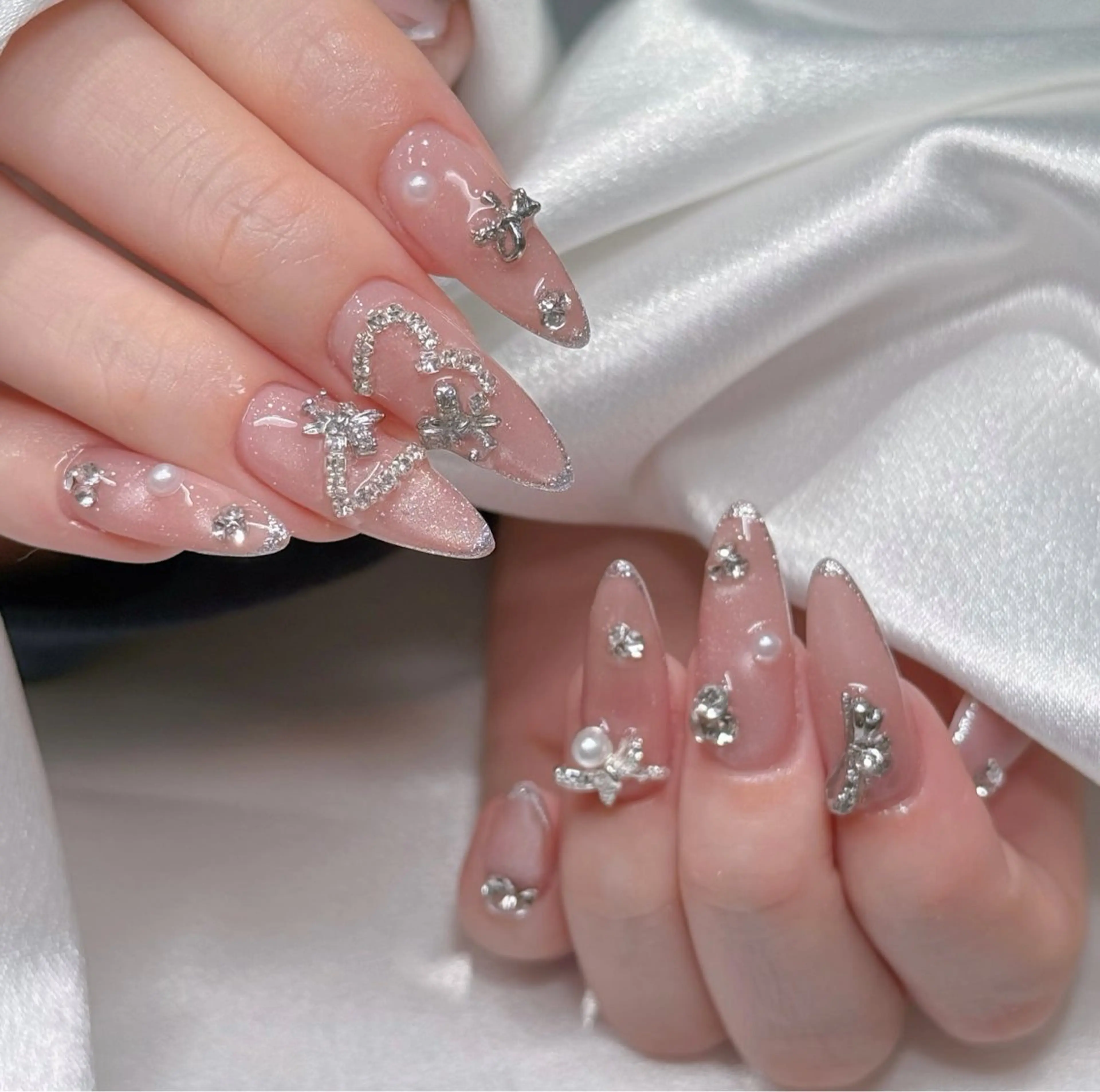 ネイル オーロラネイル ブルー チークネイル フットネイル フレンチネイル ハンドネイル REI レイのネイルデザイン