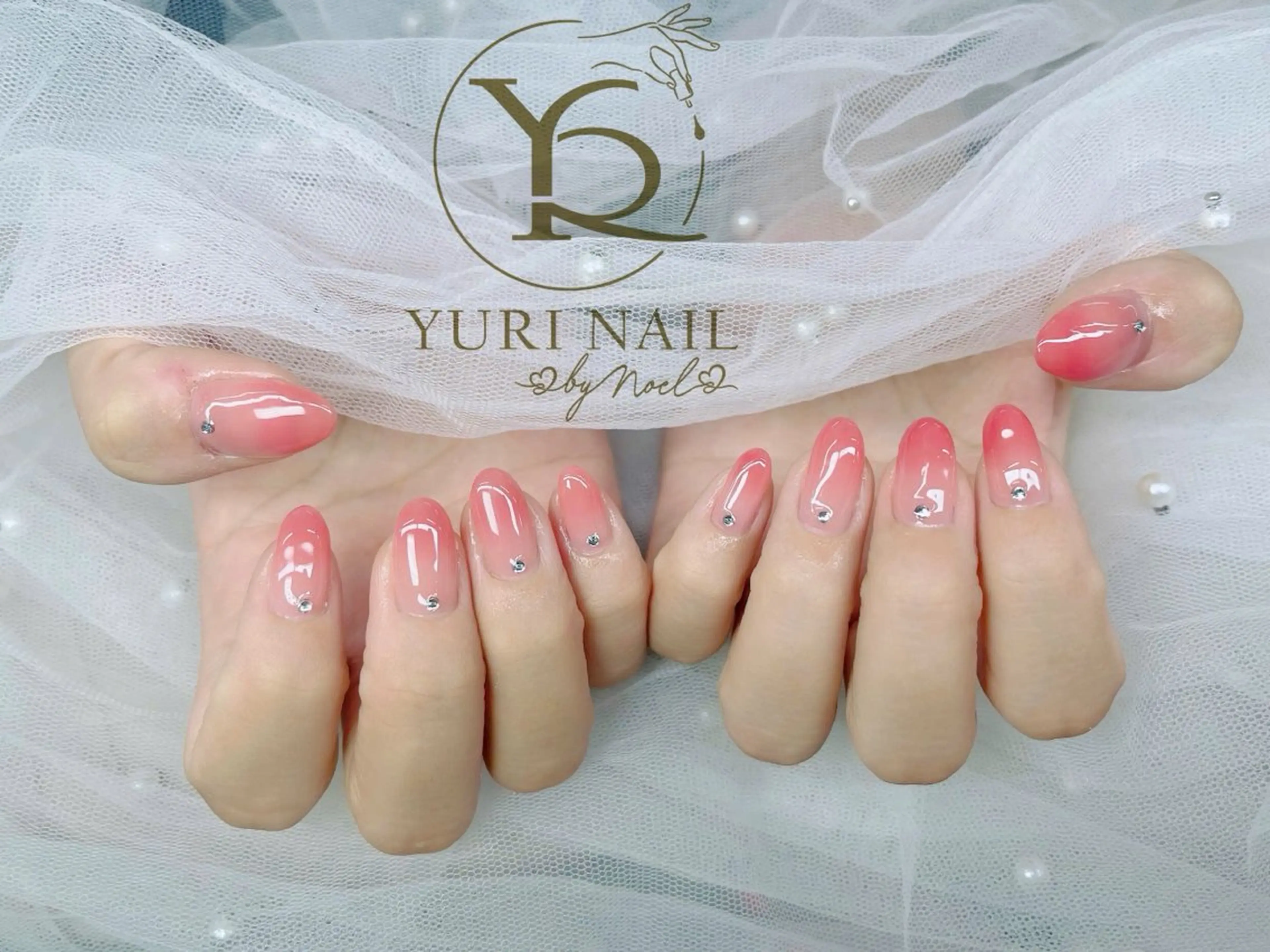 ネイル オーロラネイル ブルー チークネイル フットネイル フレンチネイル ハンドネイル フットネイル ハンドケア YURI Nail NARITAのネイルデザイン