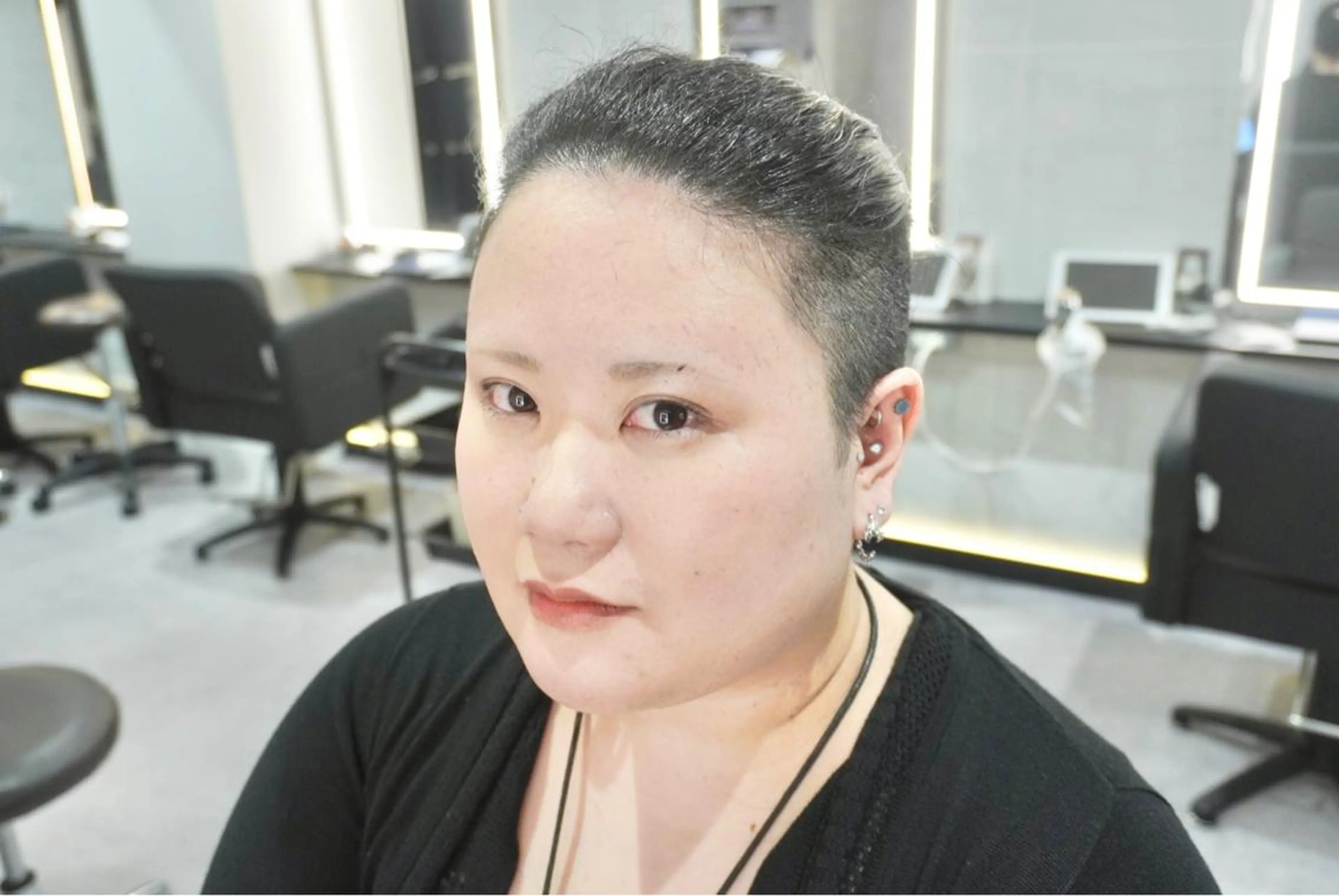 ショート カラー ミヤザキ ユタカのヘアスタイル