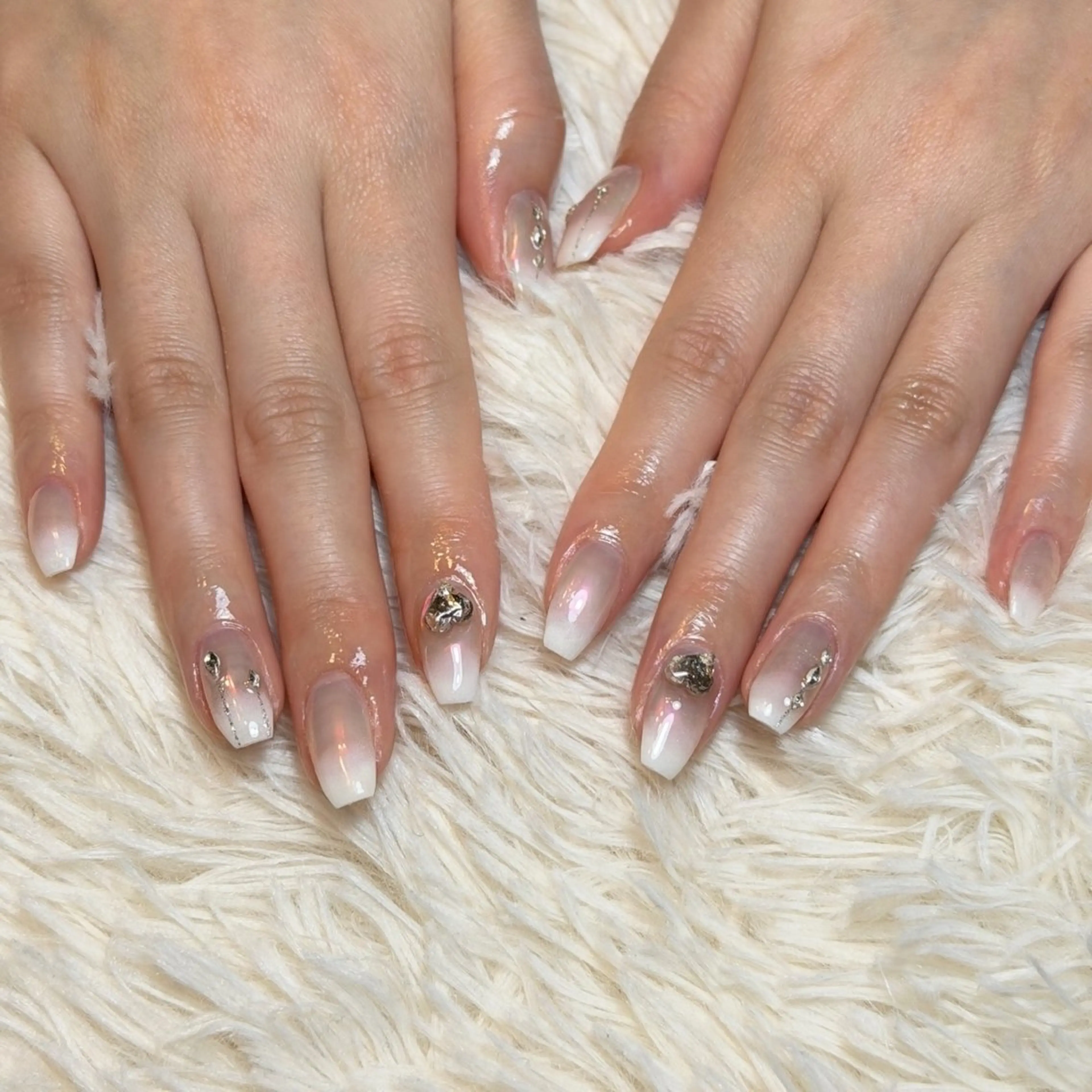 ネイル ハンドネイル フットネイル nailsalon Any'bのネイルデザイン