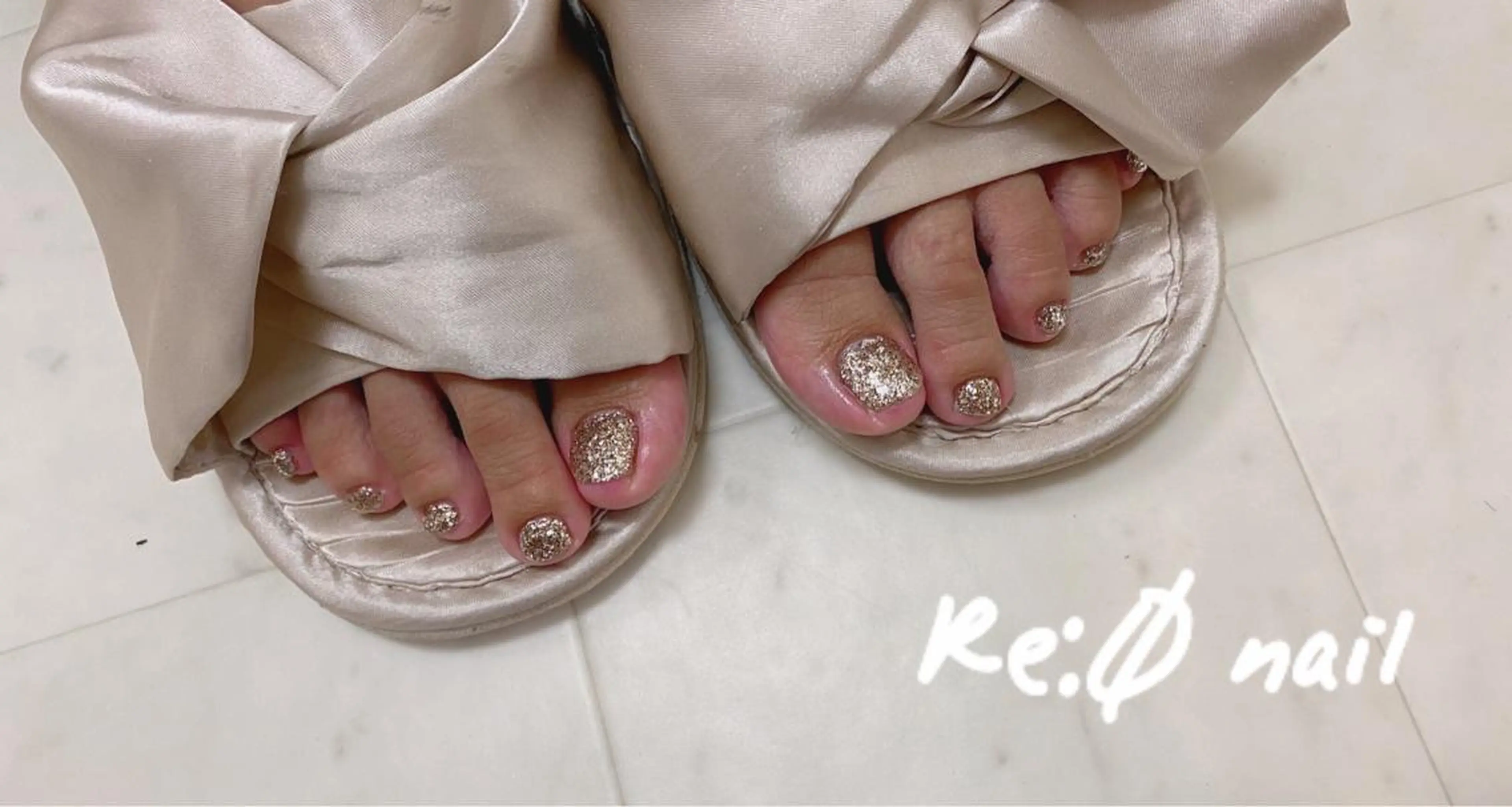 ネイル ブラウン ラメ(グリッター) フットネイル Re:Ø nail 🩵TSUJIのネイルデザイン