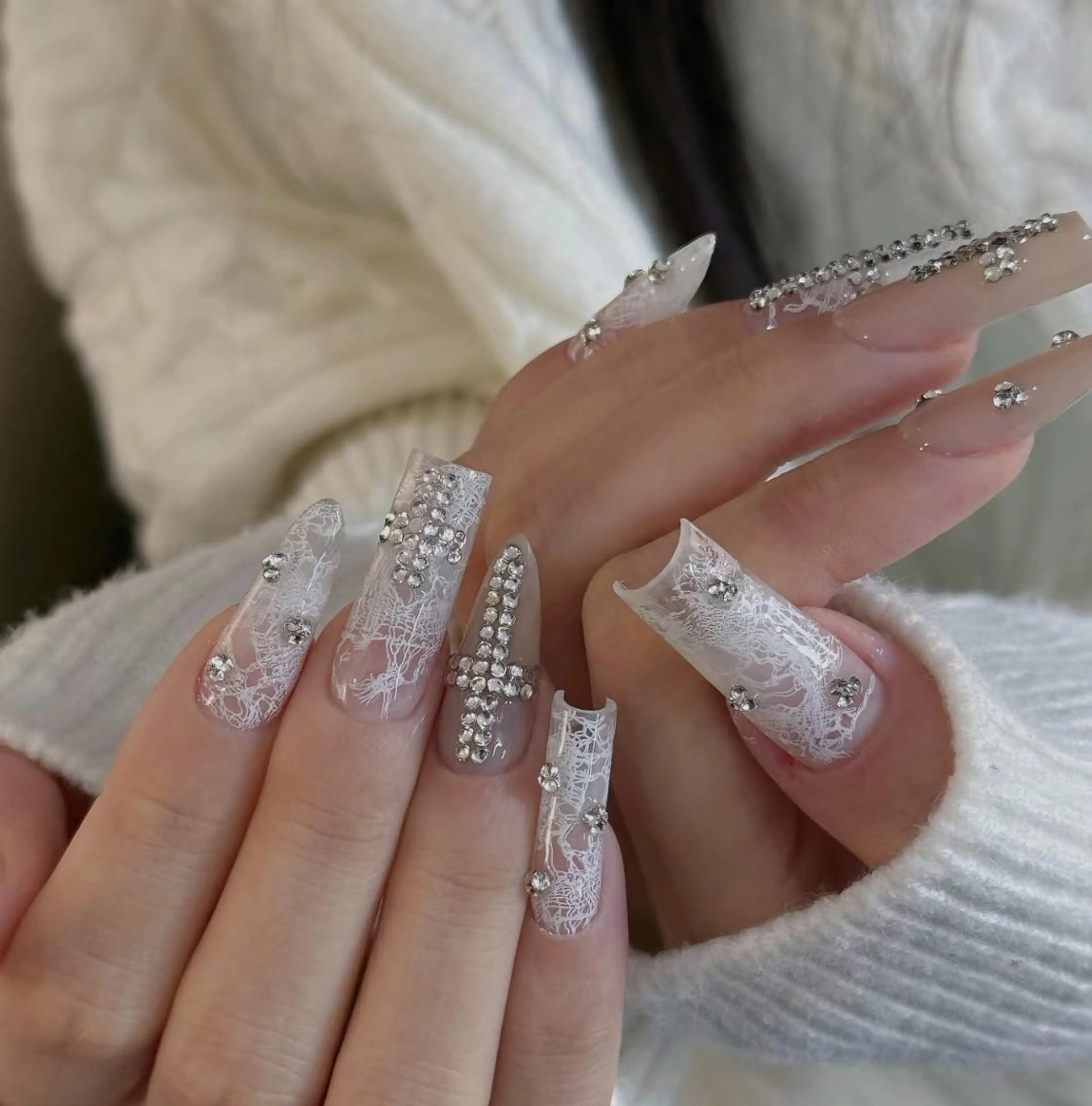 ネイル ハンドネイル ハンドケア 🍑 momo_nailのネイルデザイン
