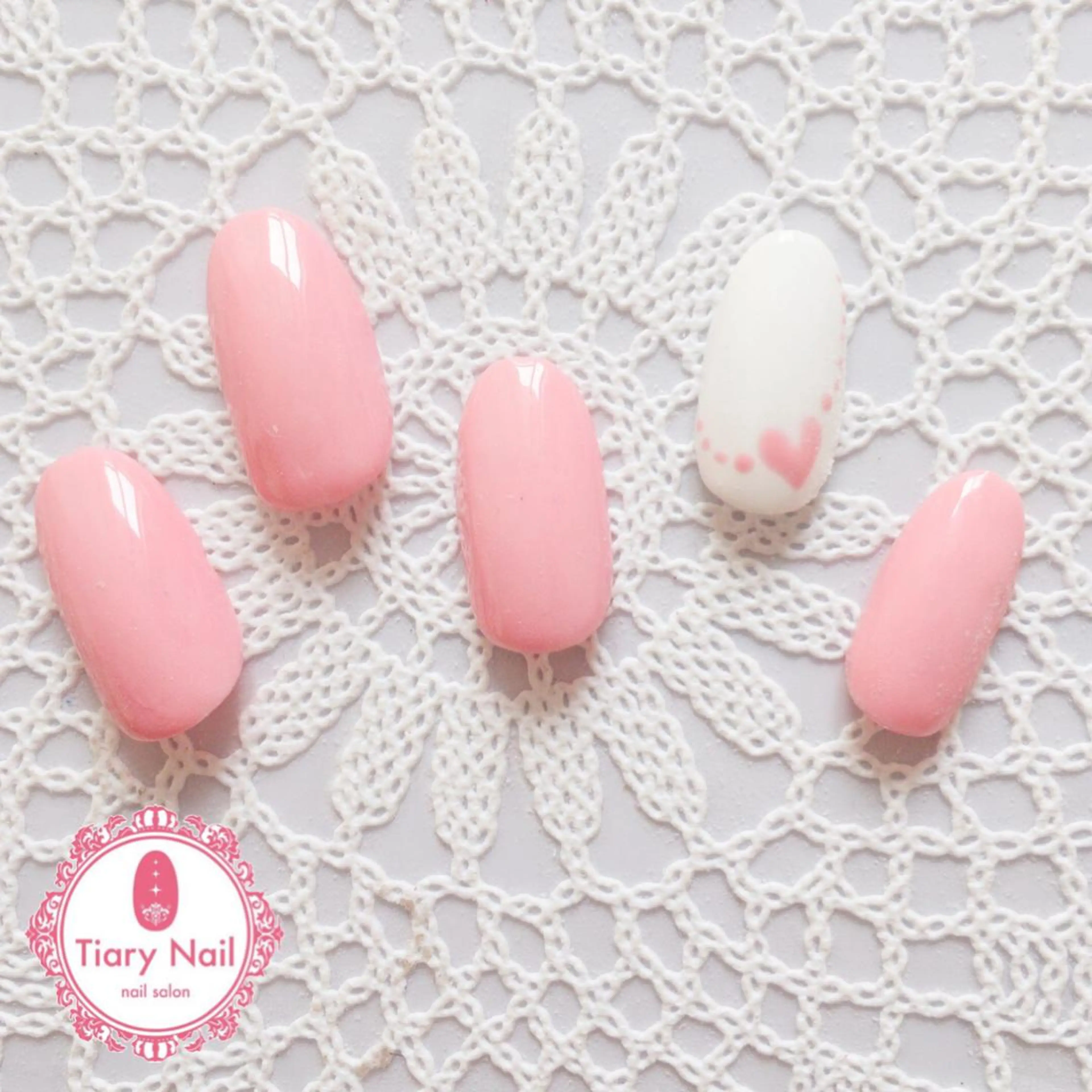 ネイル tiarynail K K🐼のネイルデザイン